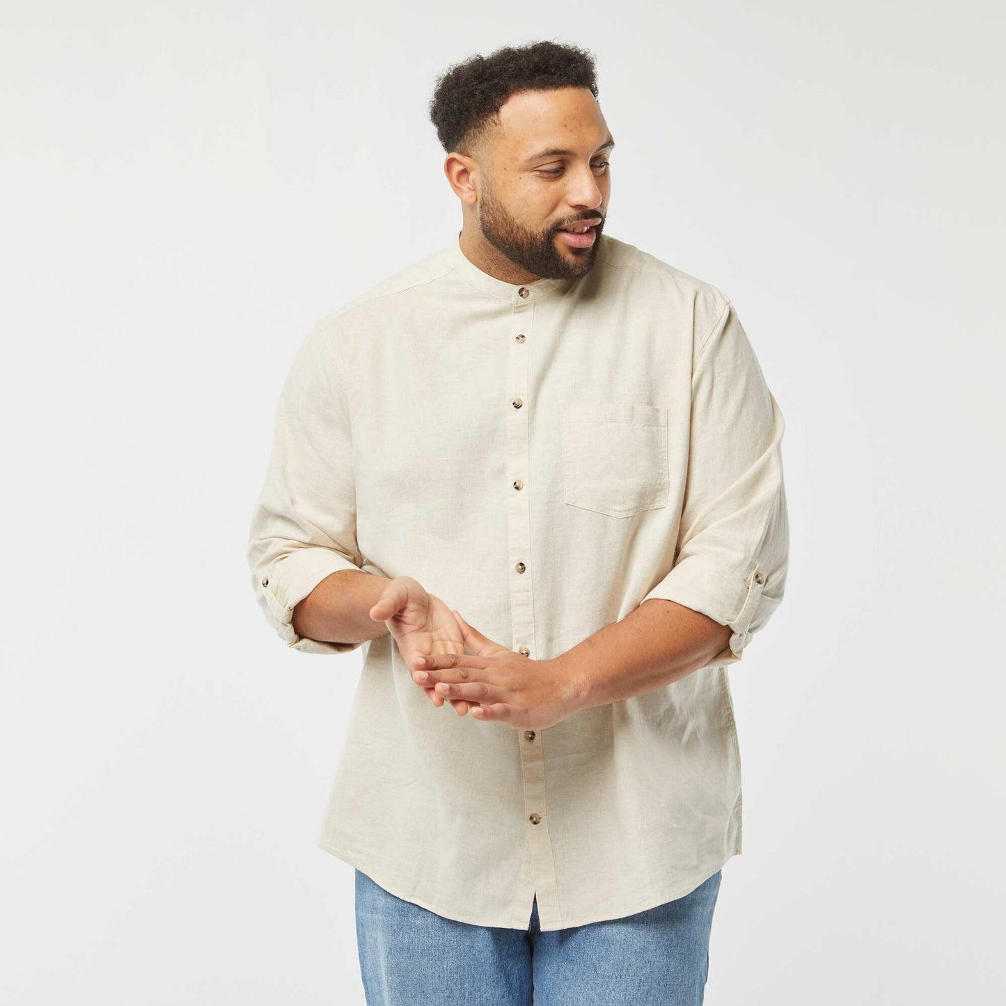 Chemise en lin mélangé avec manches longues retroussables BEIGE