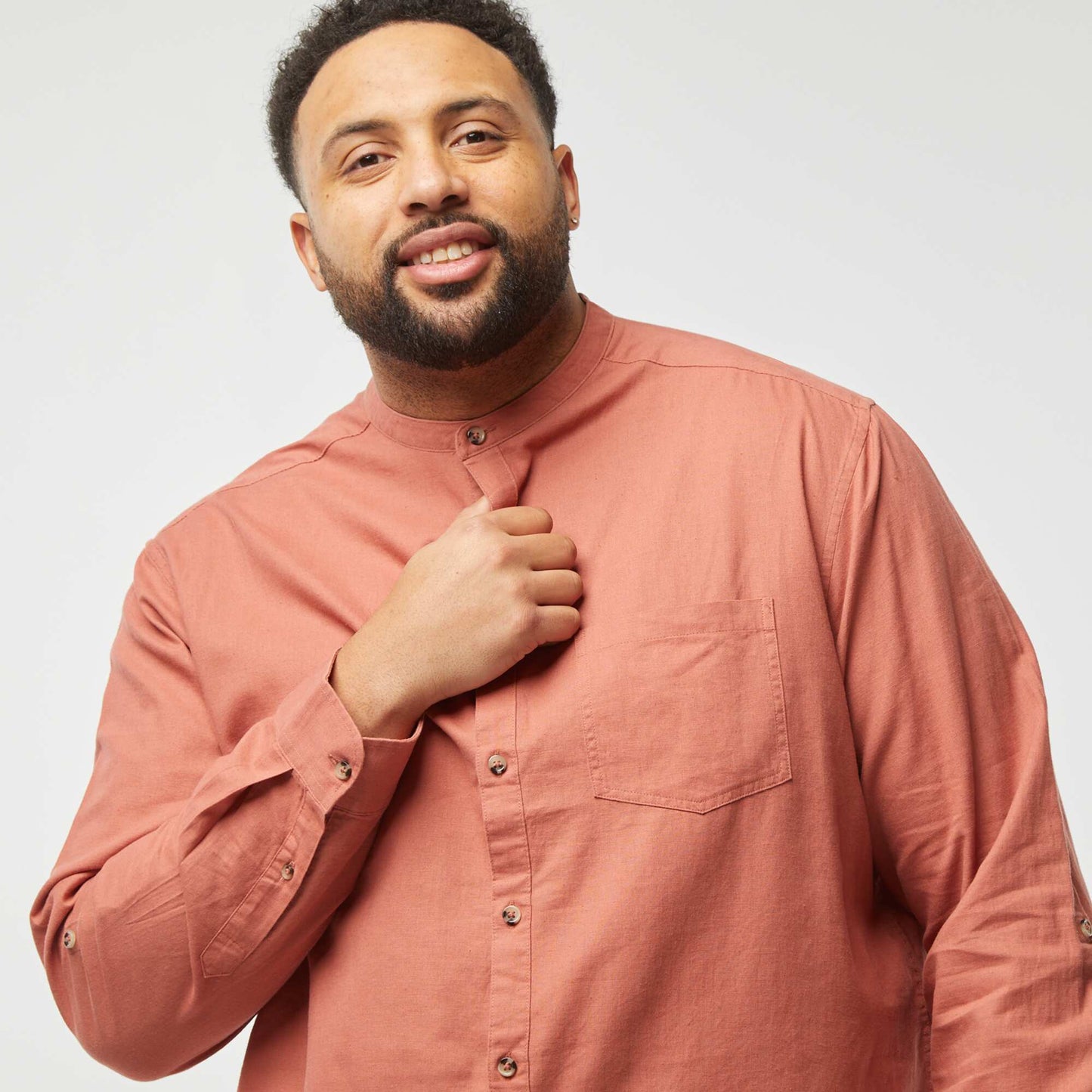 Chemise en lin mélangé avec manches longues retroussables ROSE