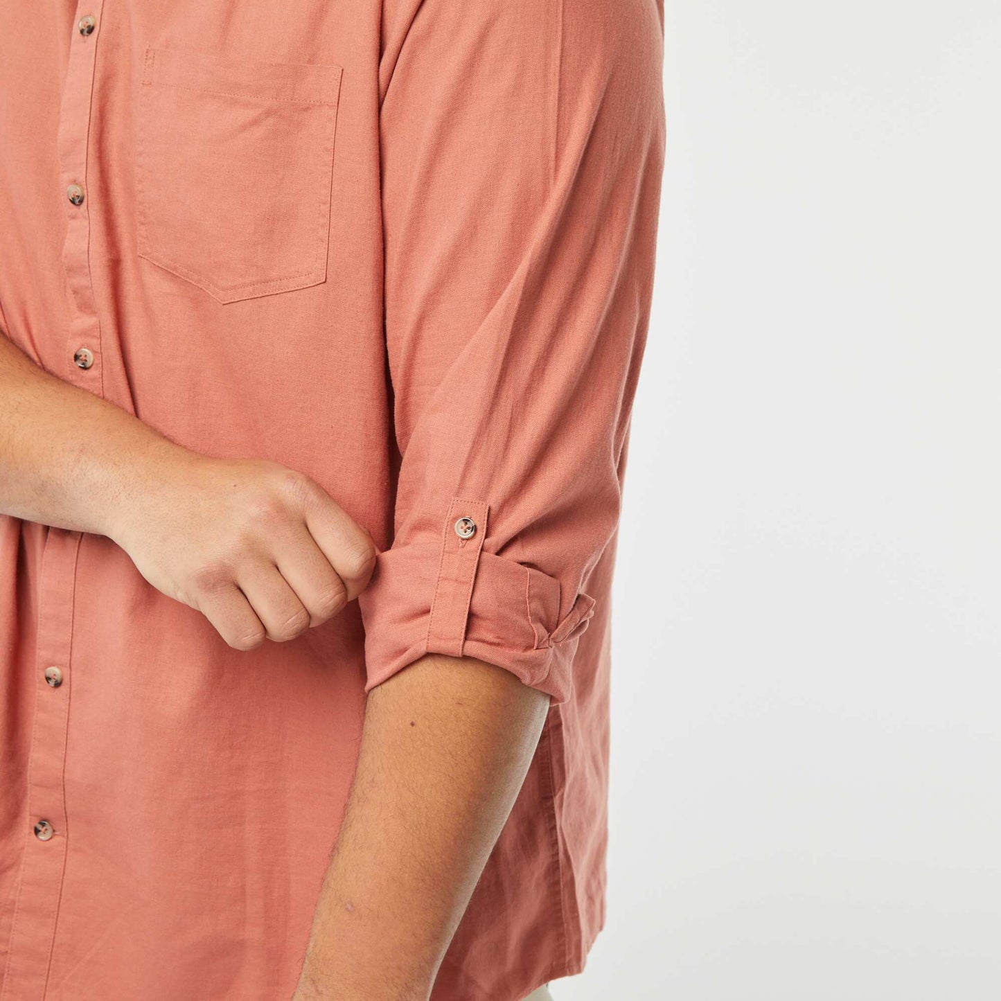 Chemise en lin mélangé avec manches longues retroussables ROSE