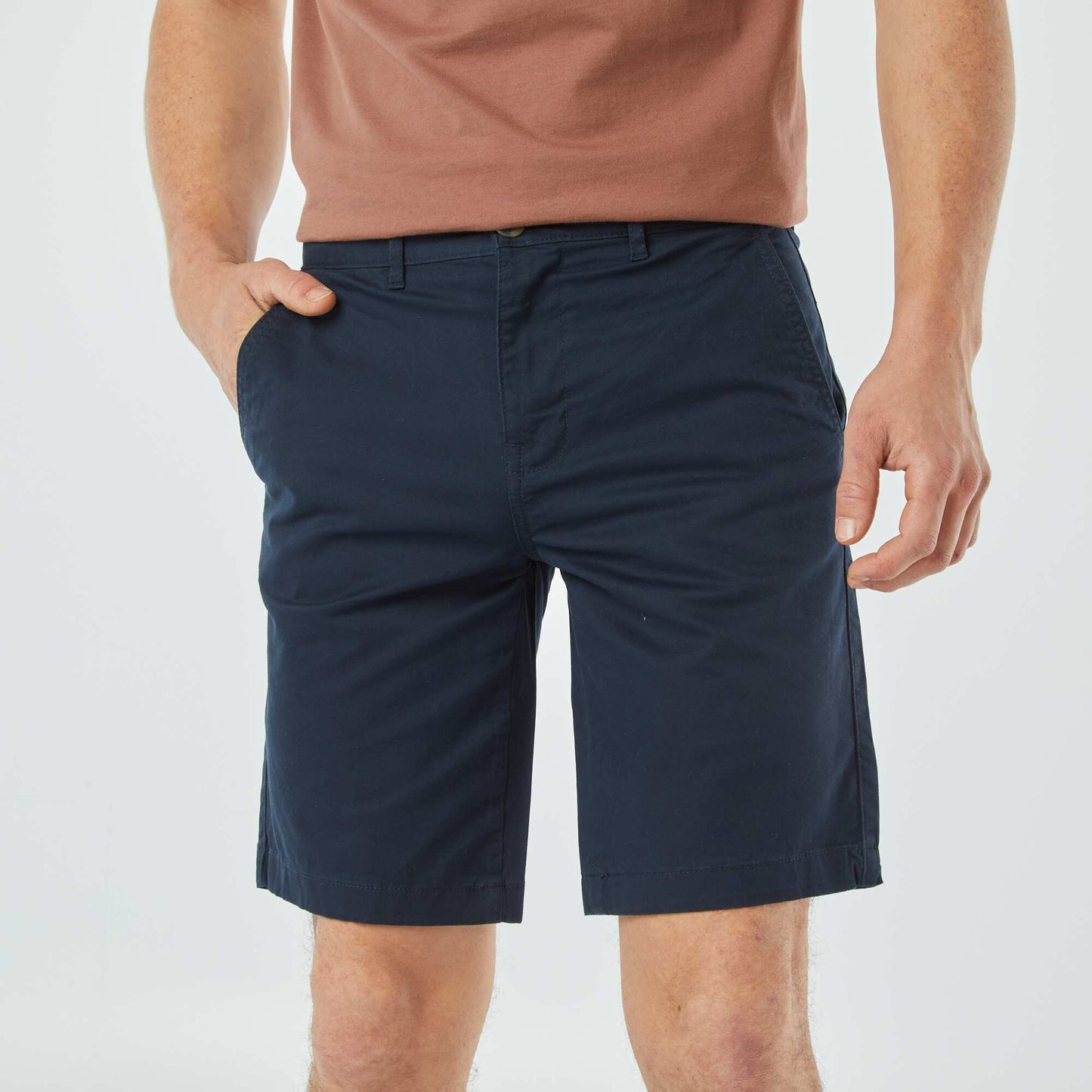 Short chino BLEU
