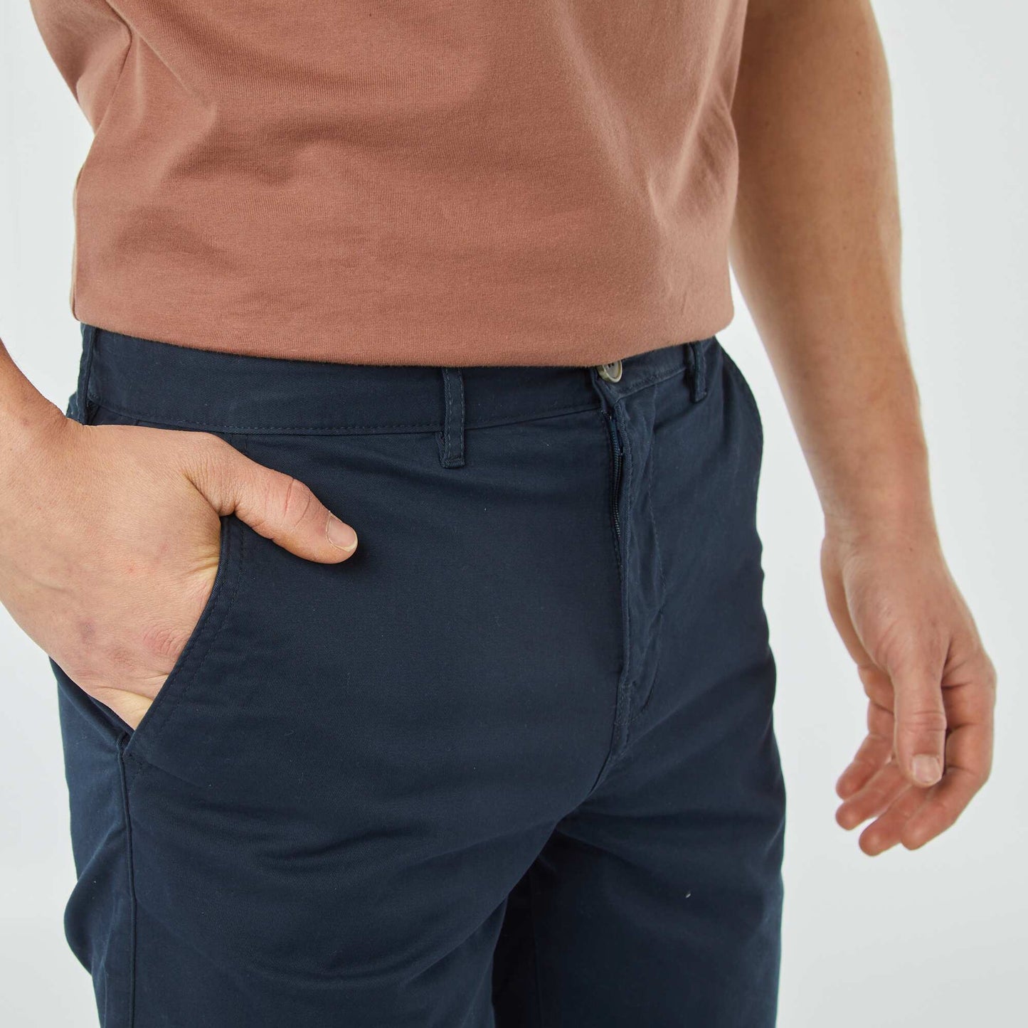 Short chino BLEU