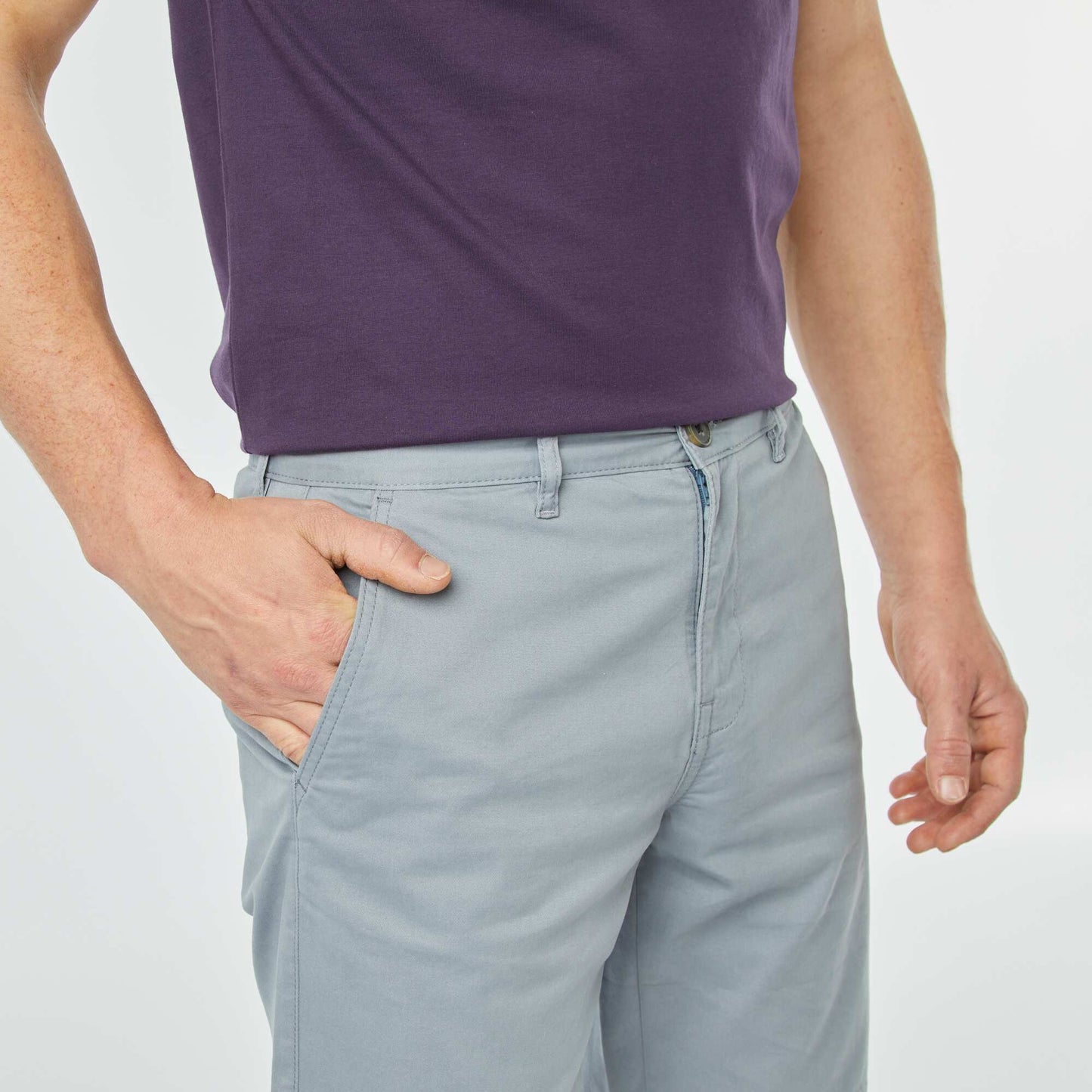 Short chino BLEU