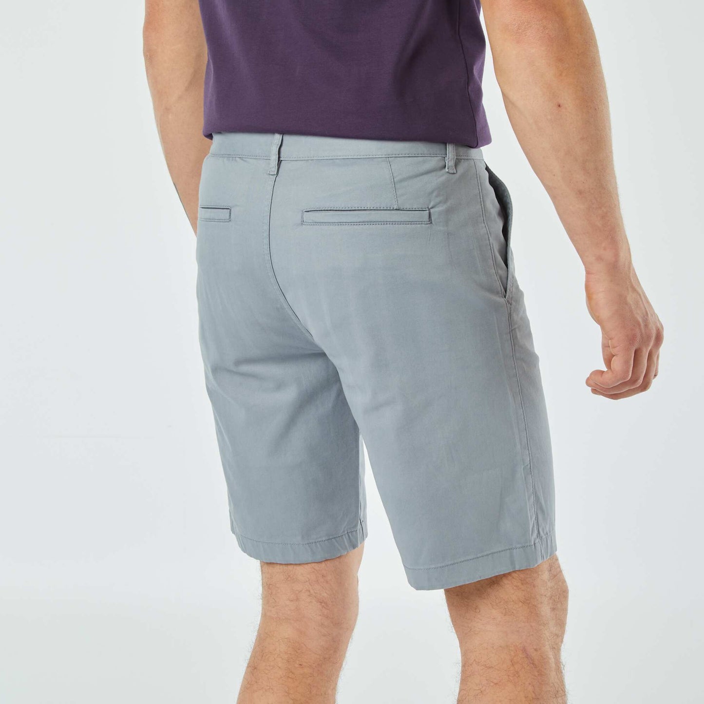 Short chino BLEU