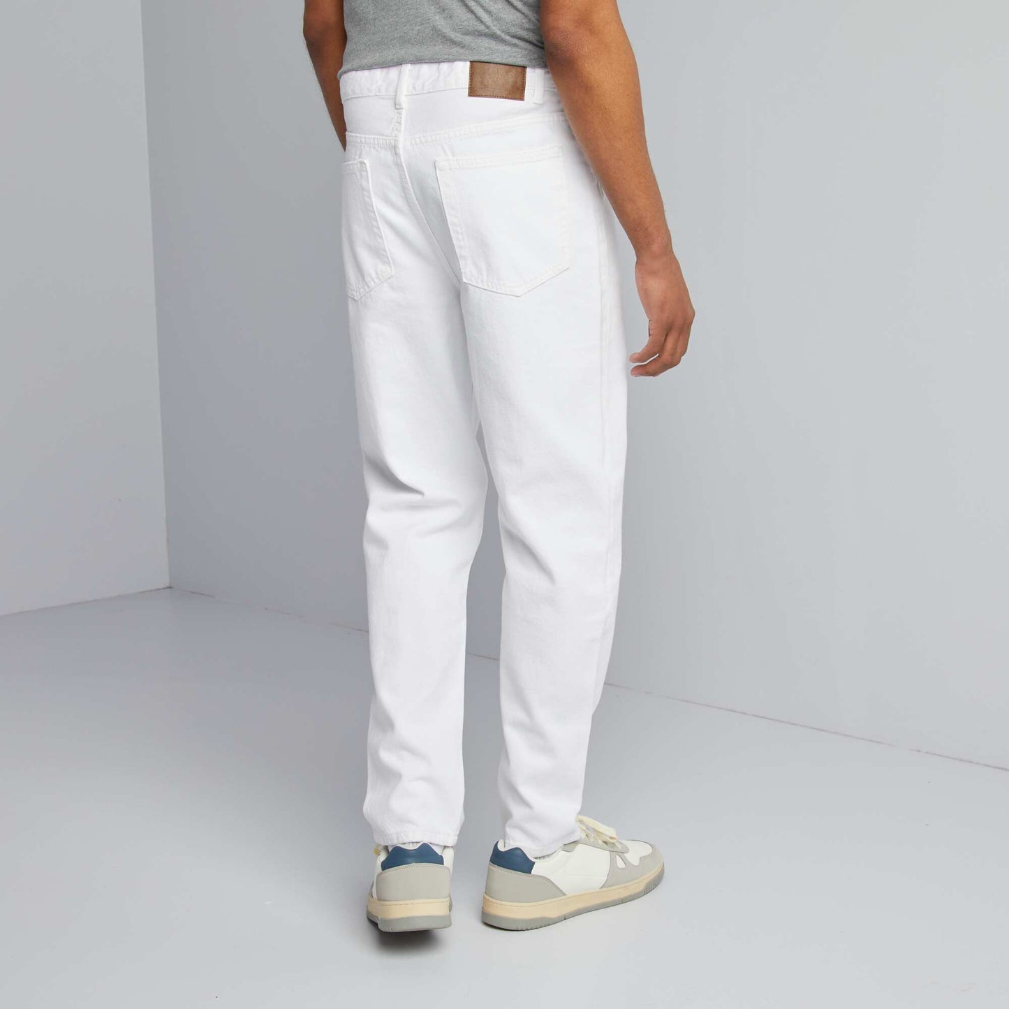 Jean tapered slim / coupe fuselée 5 poches blanc