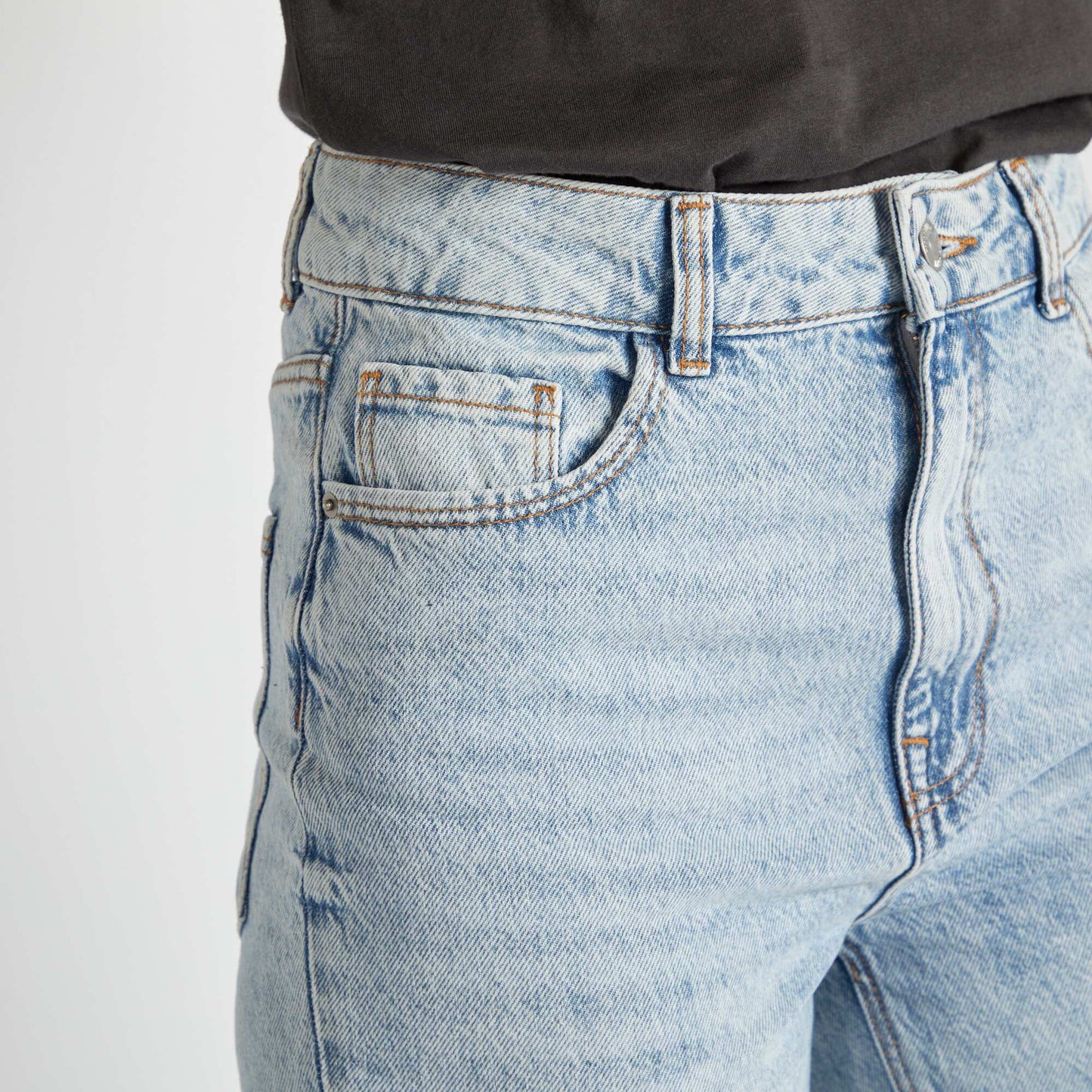 Jean mom taille haute Bleu
