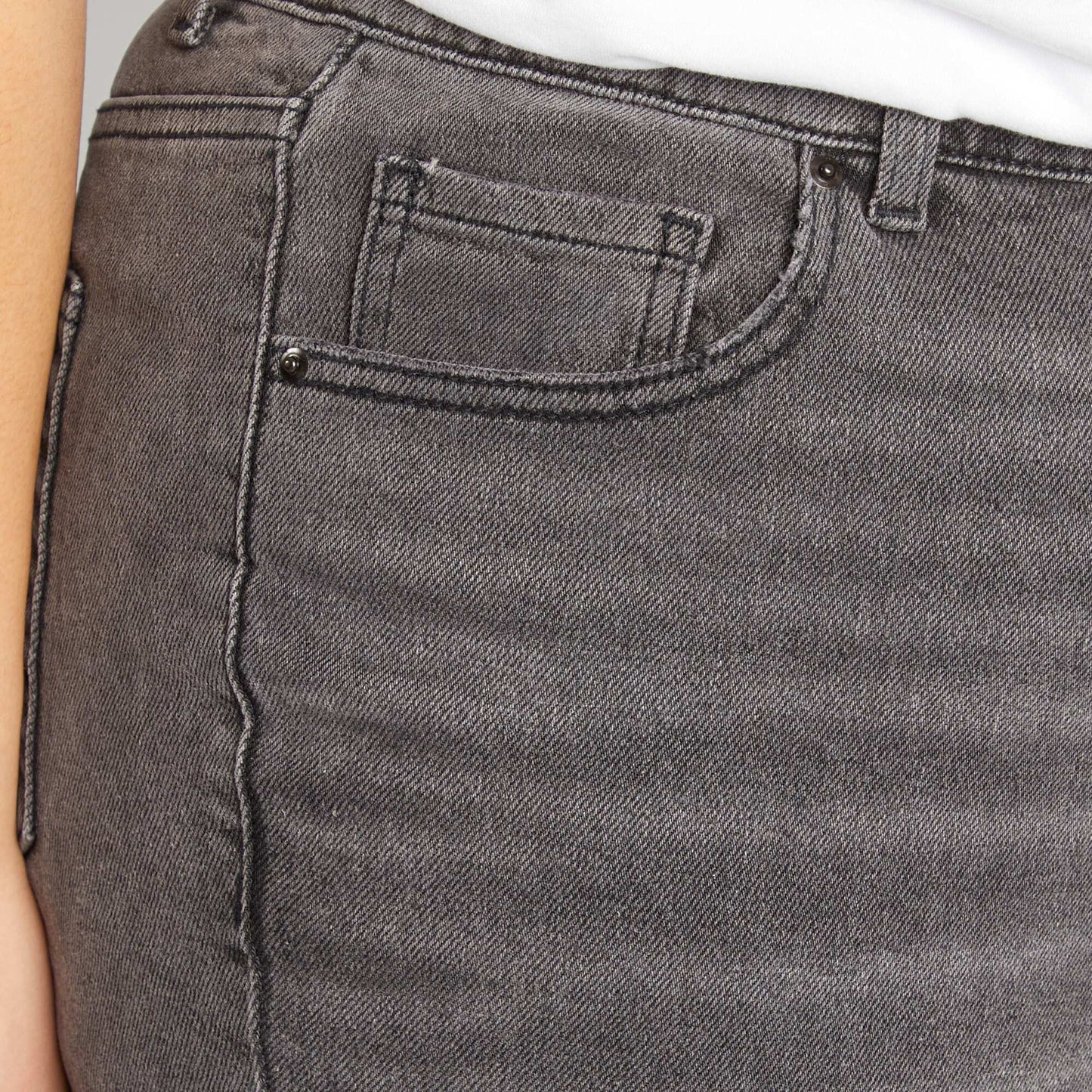 Jean coupe mom taille haute GRIS