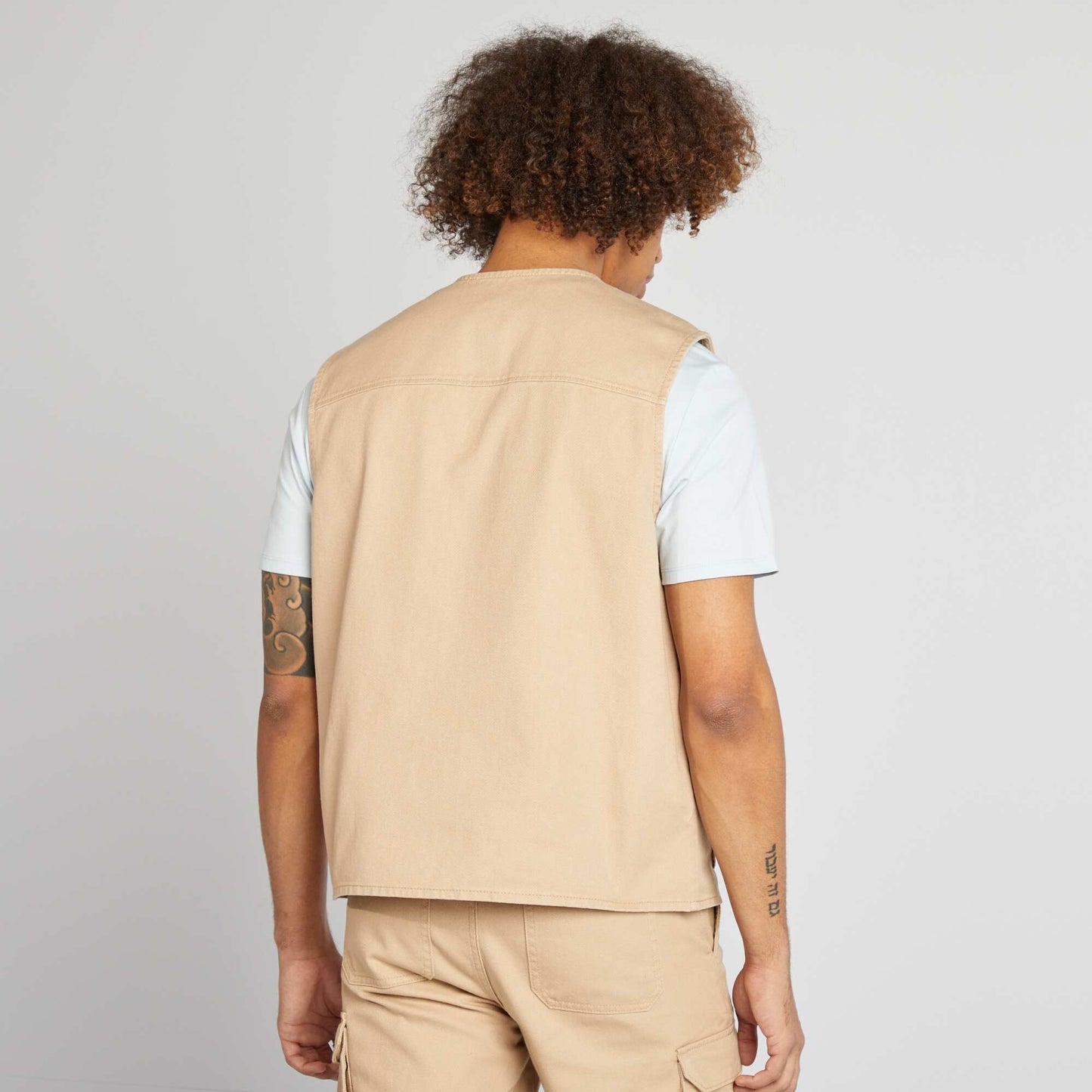 Veste sans manches avec 4 poches à rabat BEIGE