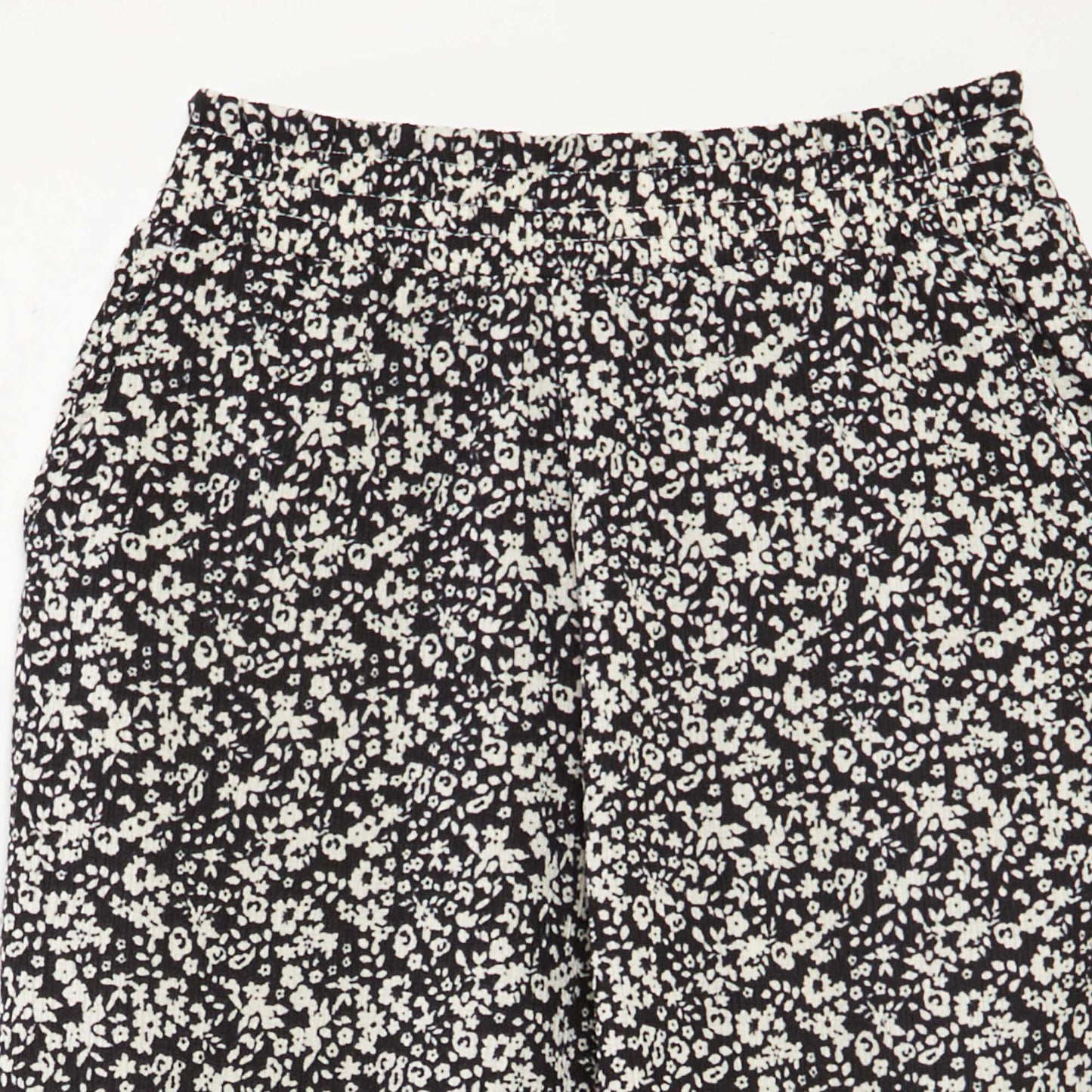 Ensemble t-shirt + pantalon fluides imprimé fleuri - 2 pièces NOIR