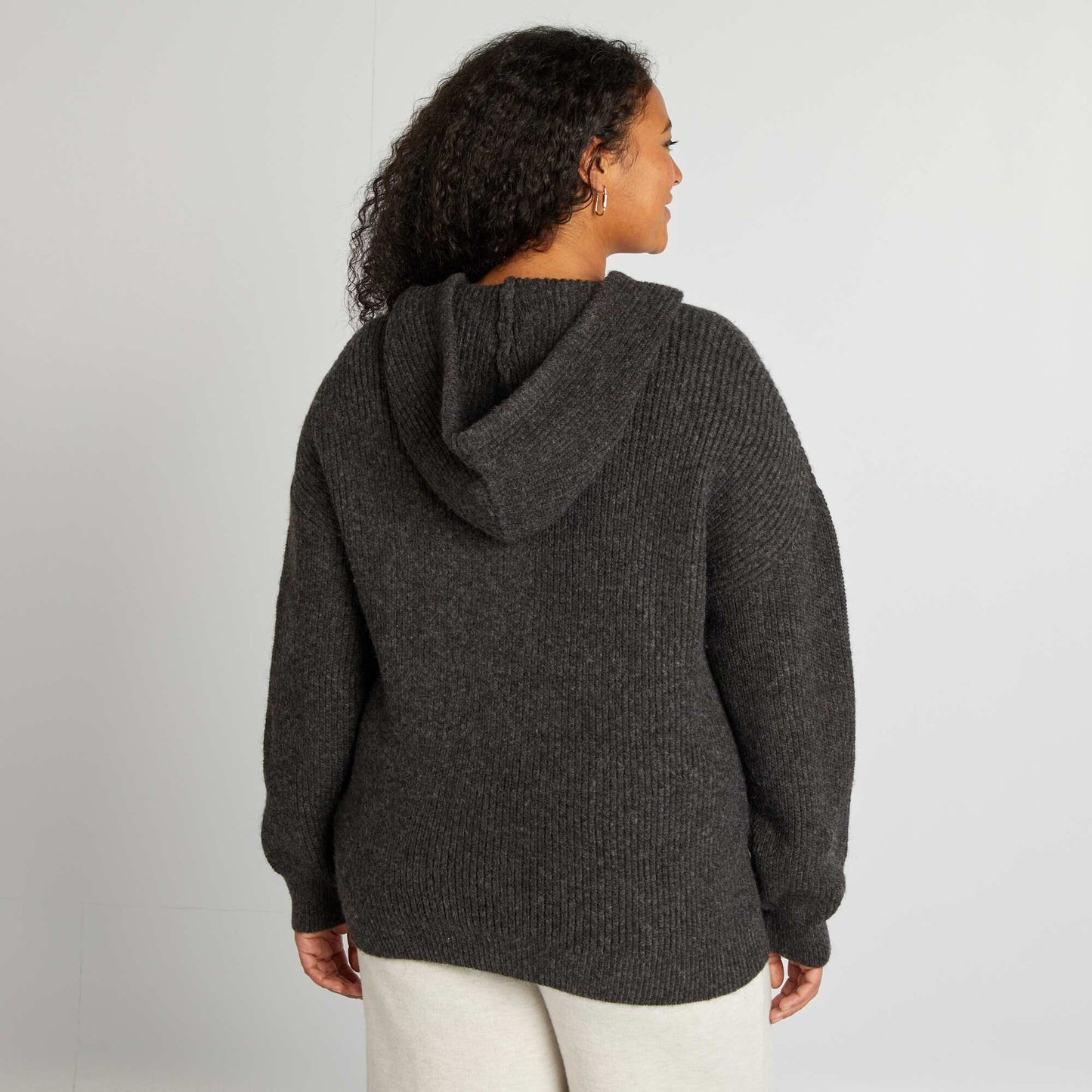 Pull à capuche en maille Gris