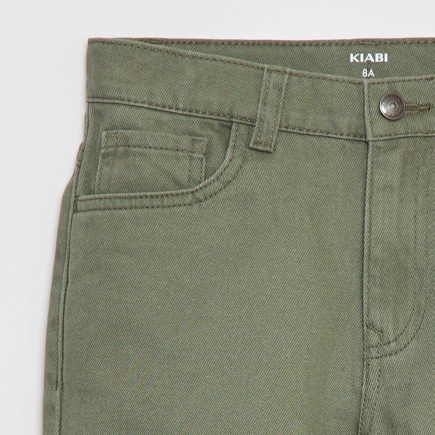 Bermuda en twill coupe loose VERT