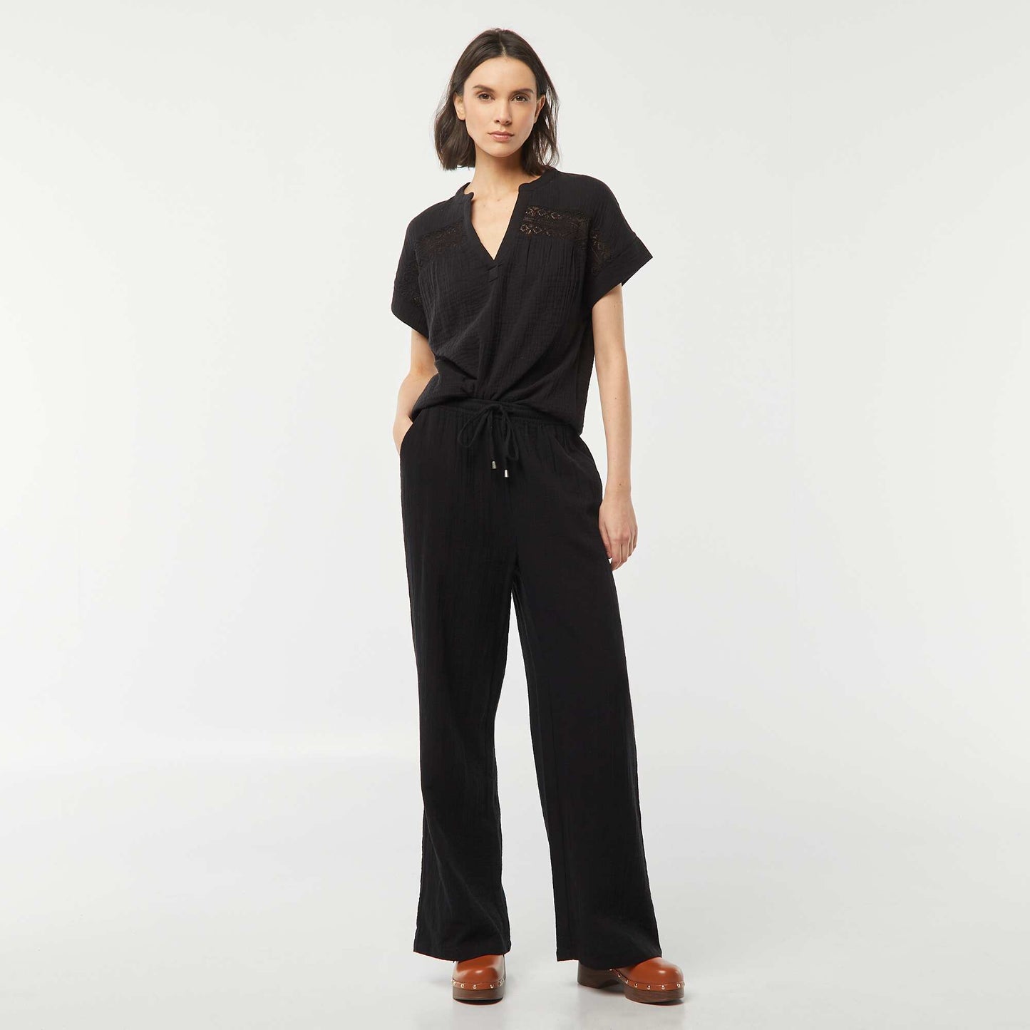 Blouse en gaze de coton avec broderies NOIR