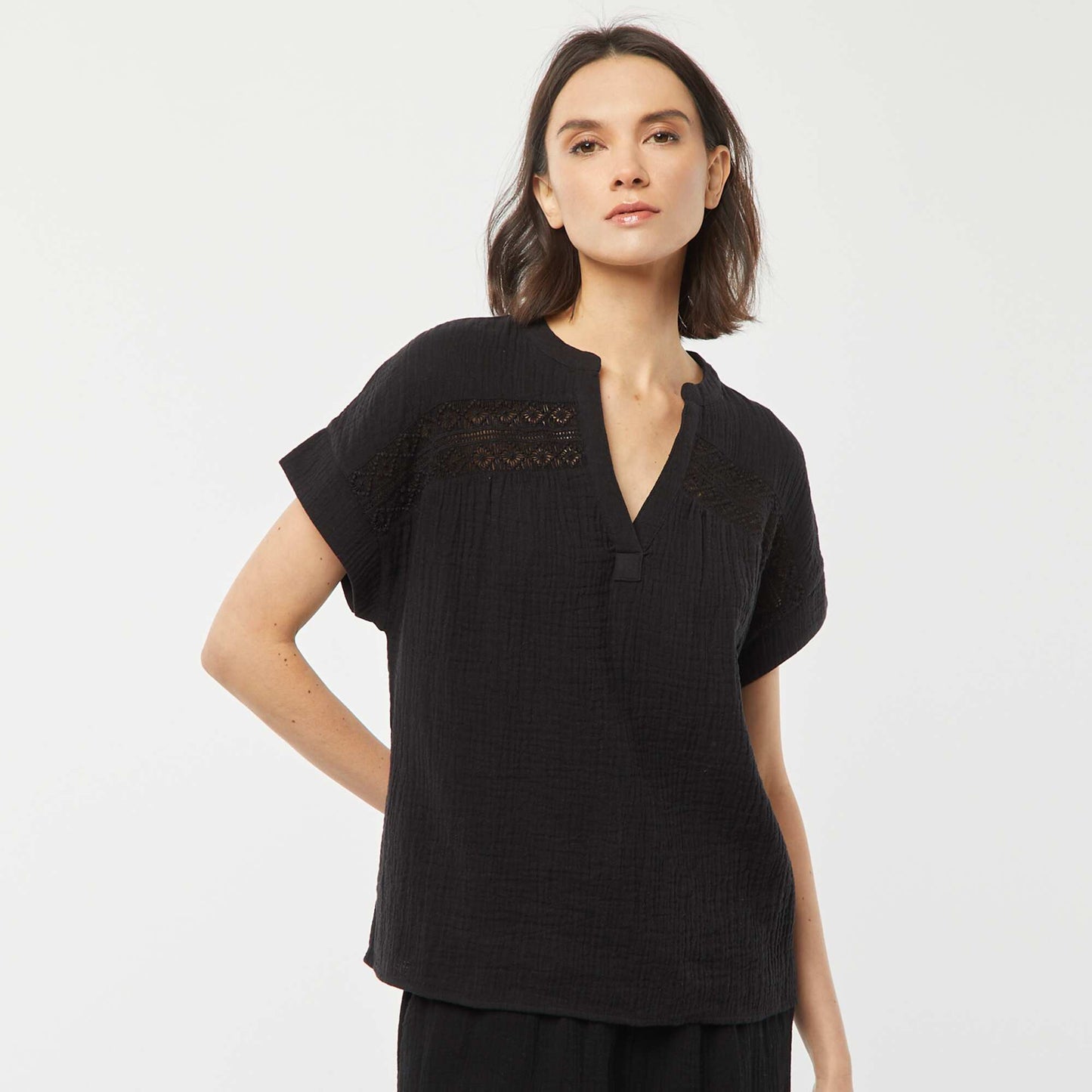 Blouse en gaze de coton avec broderies NOIR