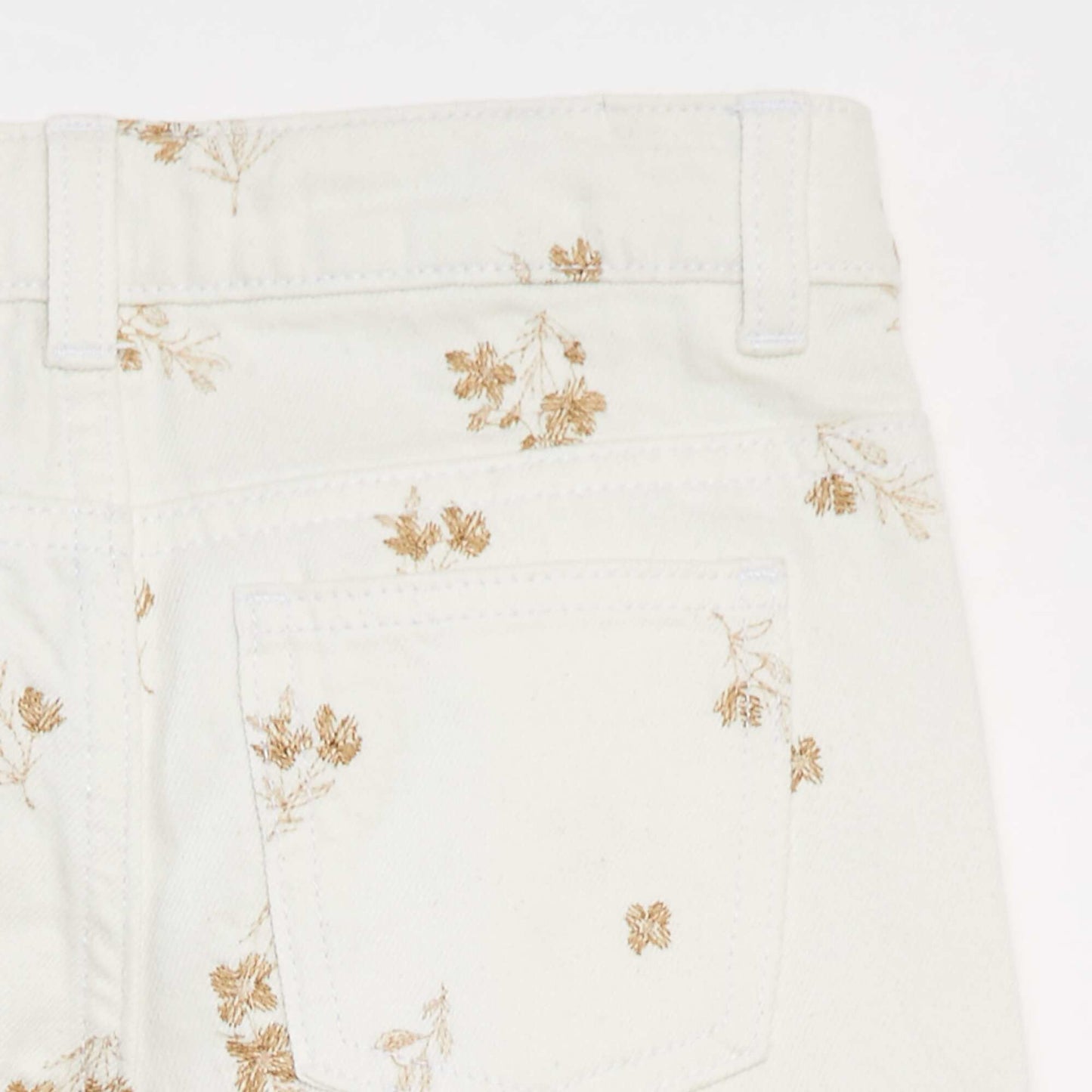 Jean mom avec motif floral BLANC