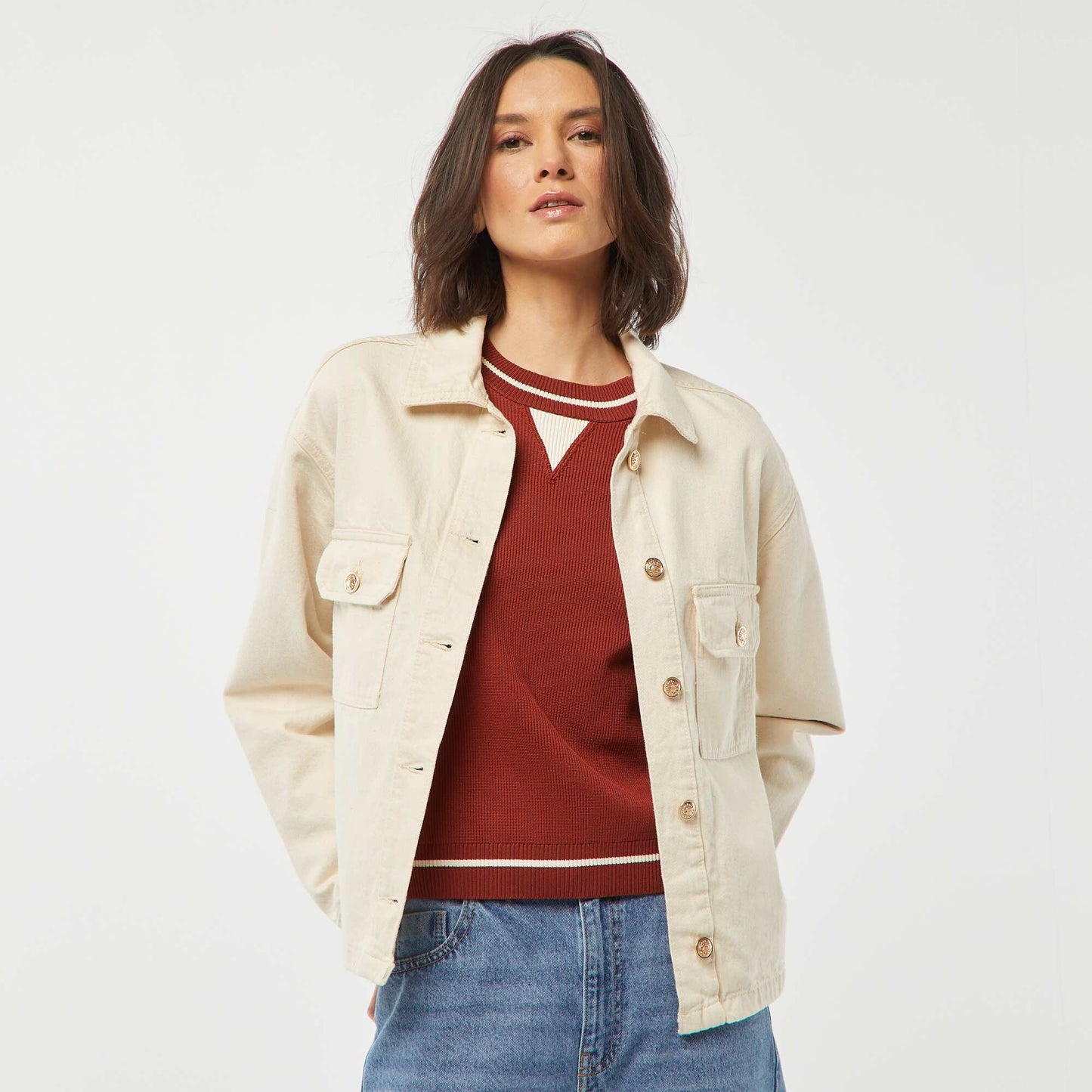 Veste en jean avec boutons dorés BLANC