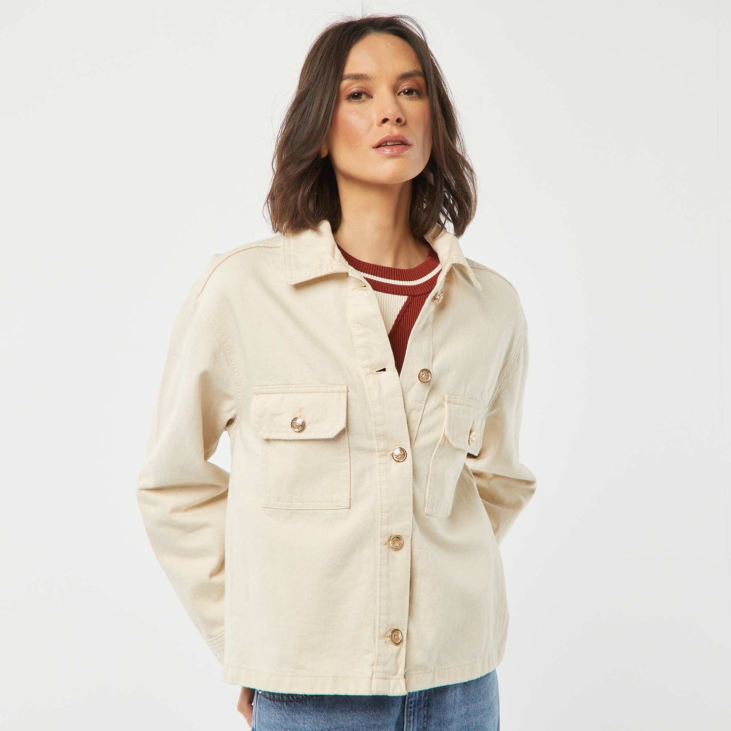 Veste en jean avec boutons dorés BLANC