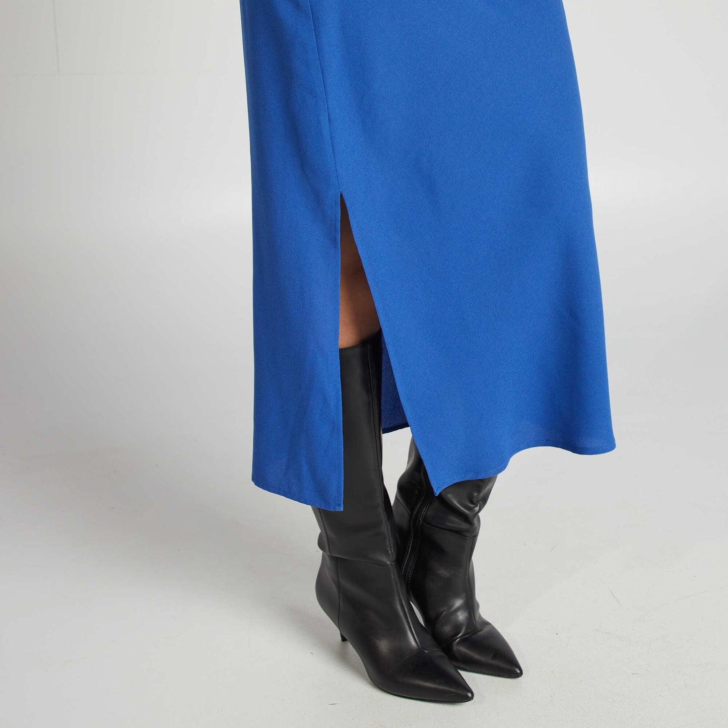 Robe fluide à col bénitier BLEU
