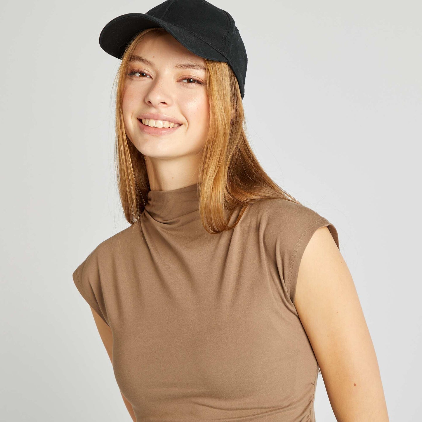 T-shirt fronc sur les c t s Beige