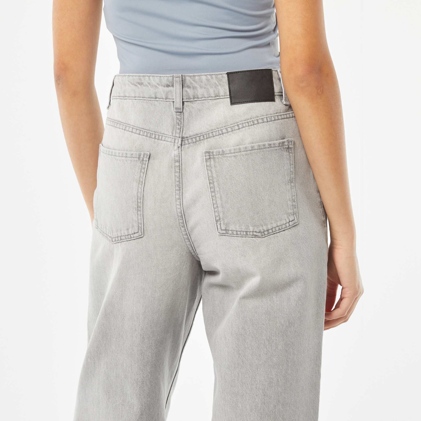 Jean large GRIS
