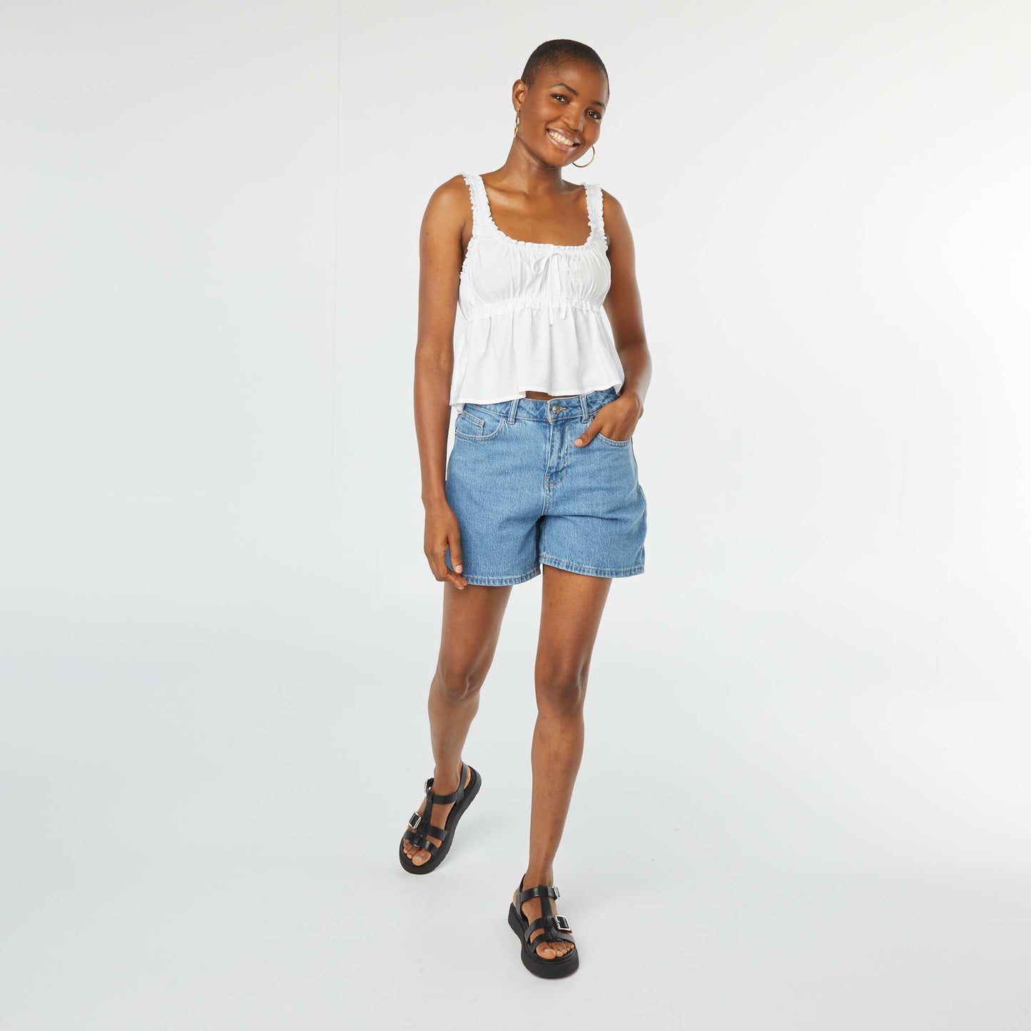 Top sans manches avec bords volantées BLANC