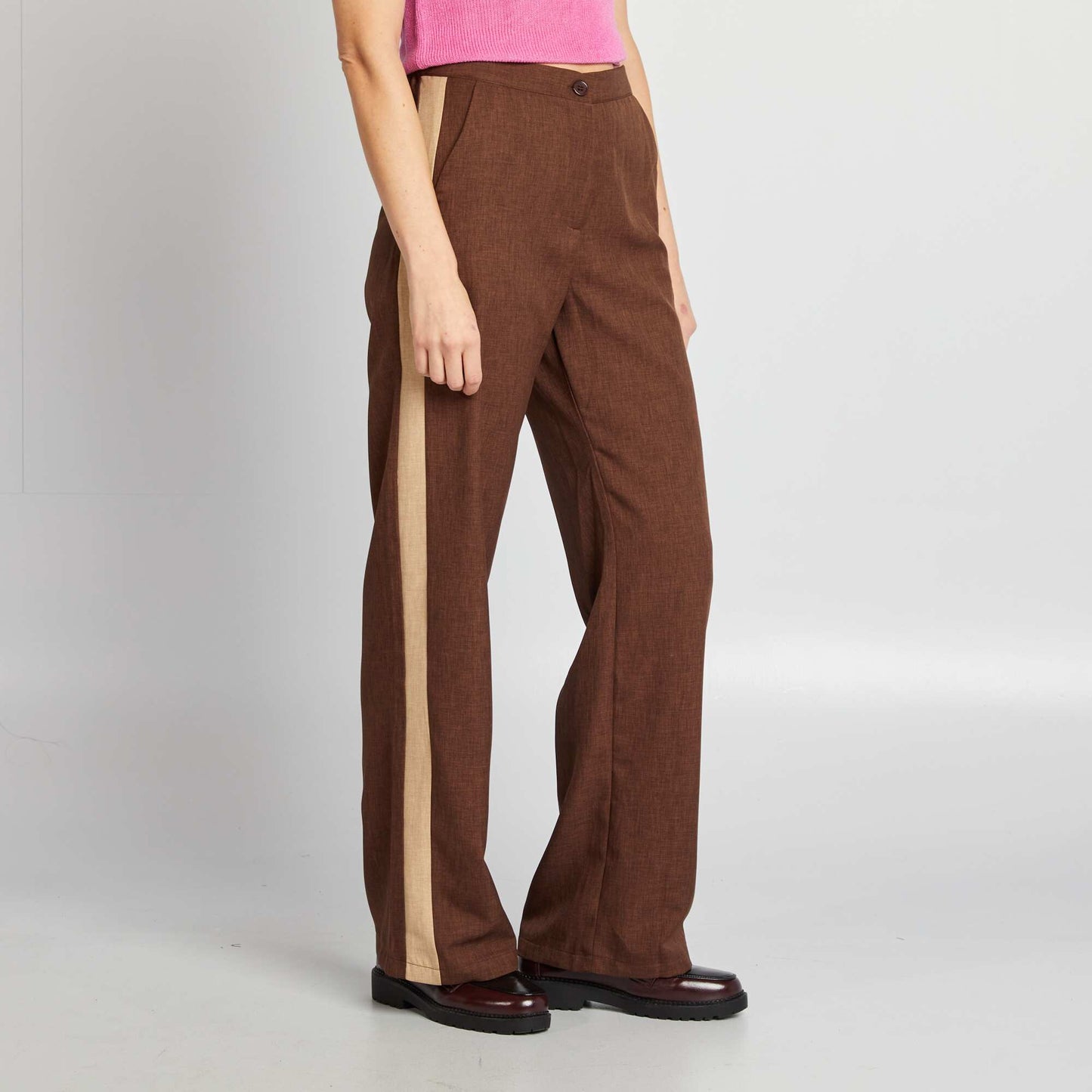 Pantalon city large avec bandes sur les côtés MARRON
