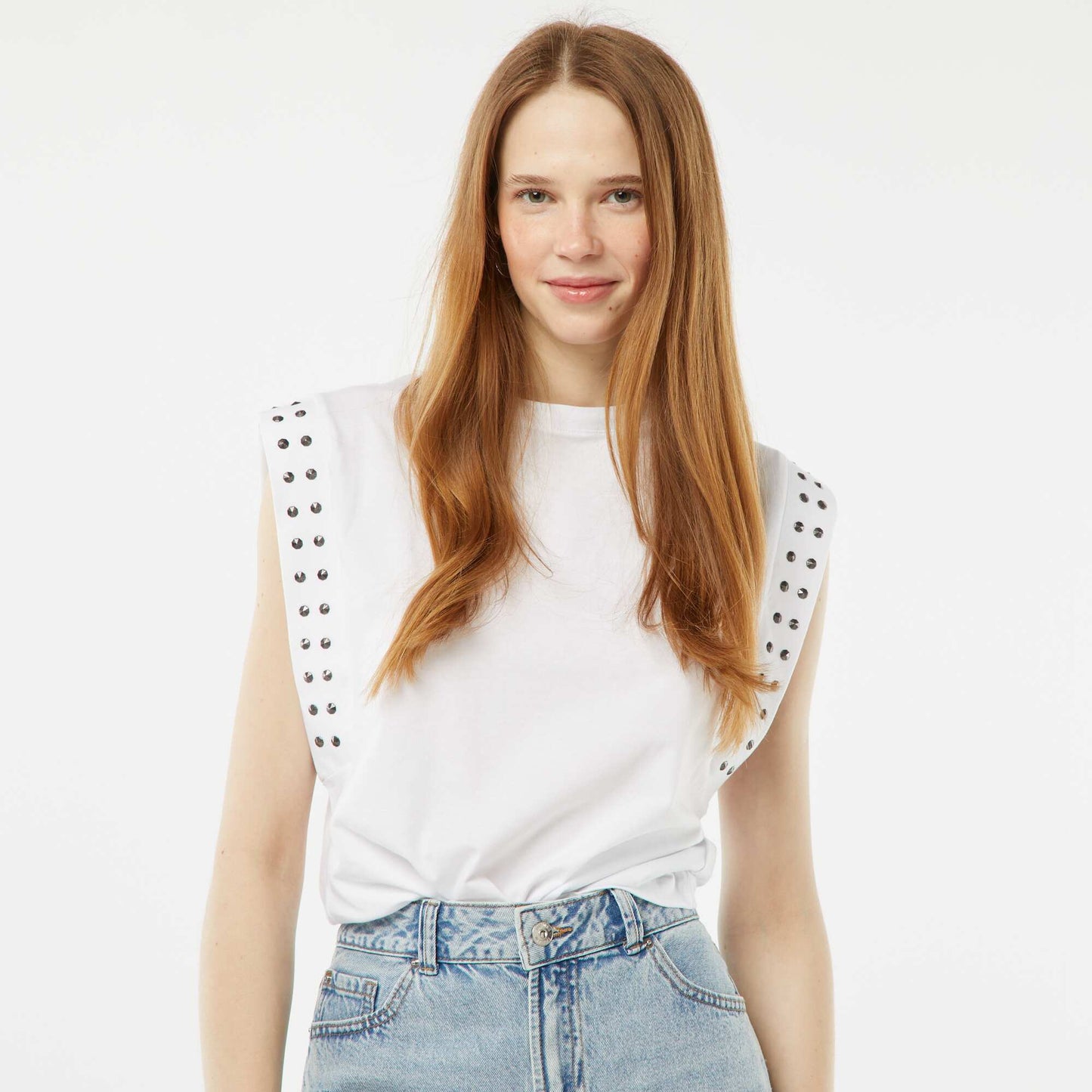 T-shirt sans manches avec emmanchures cloutées BLANC