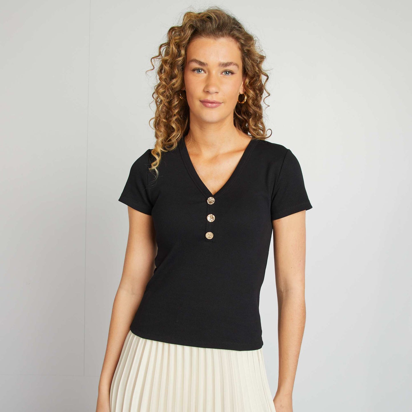 T-shirt côtelé avec boutons fantaisies NOIR