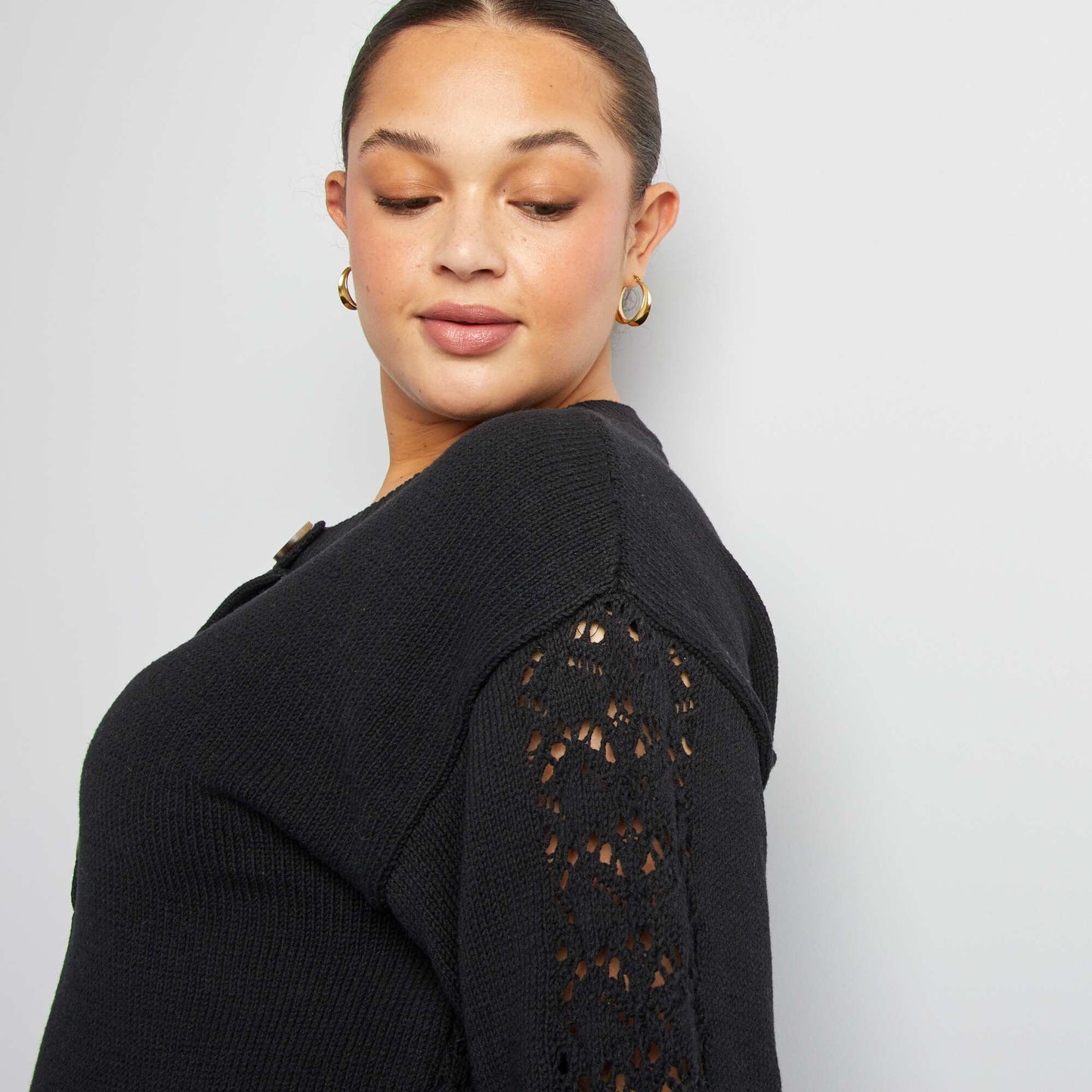 Pull en crochet avec col boutonné NOIR