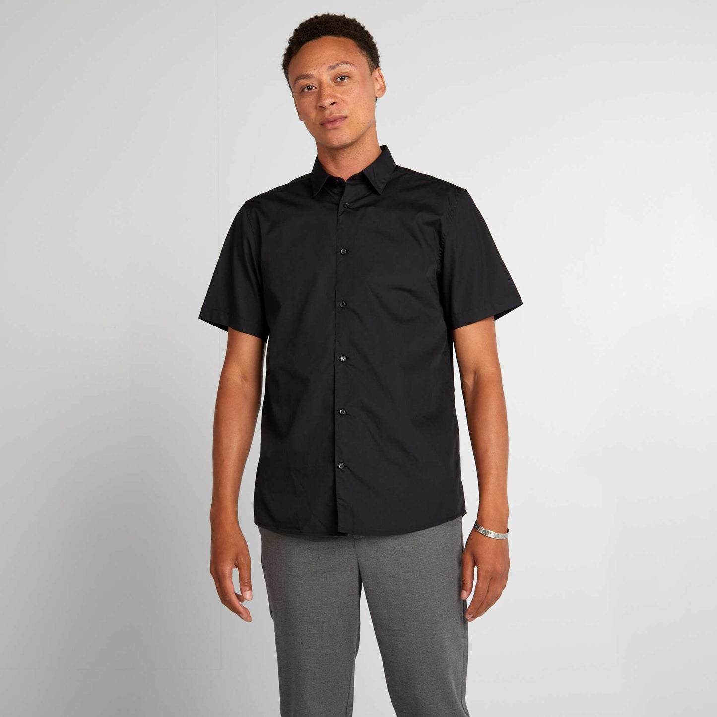 Chemise droite à manches courtes NOIR