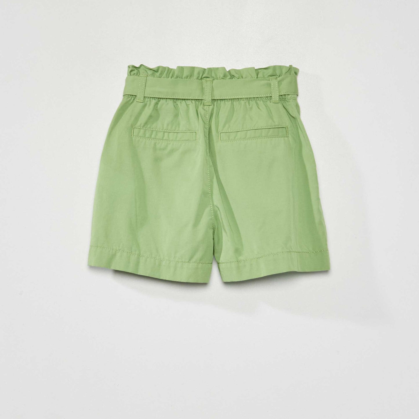 Short paperbag en tencel avec ceinture Vert