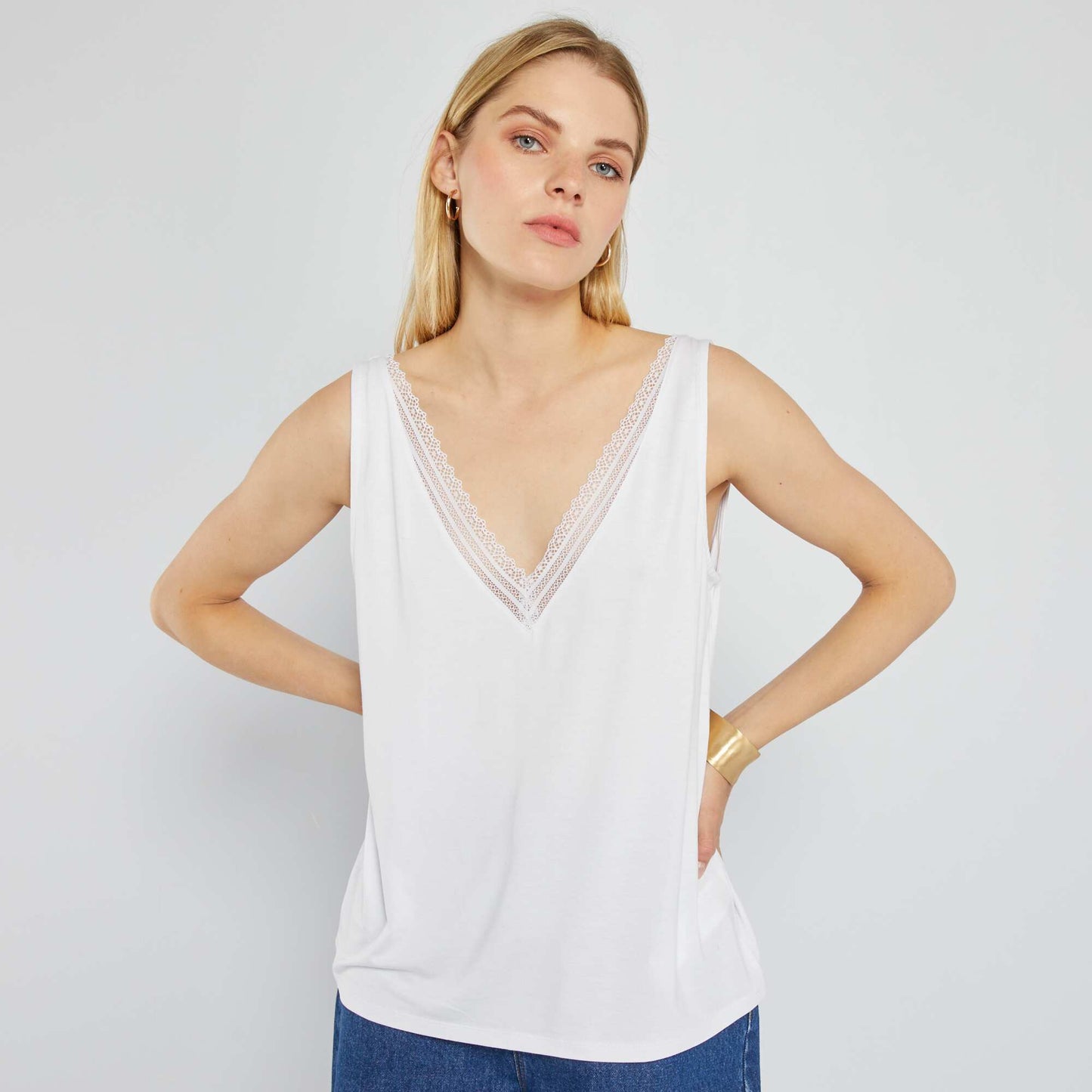 D bardeur stretch avec dentelle blanc