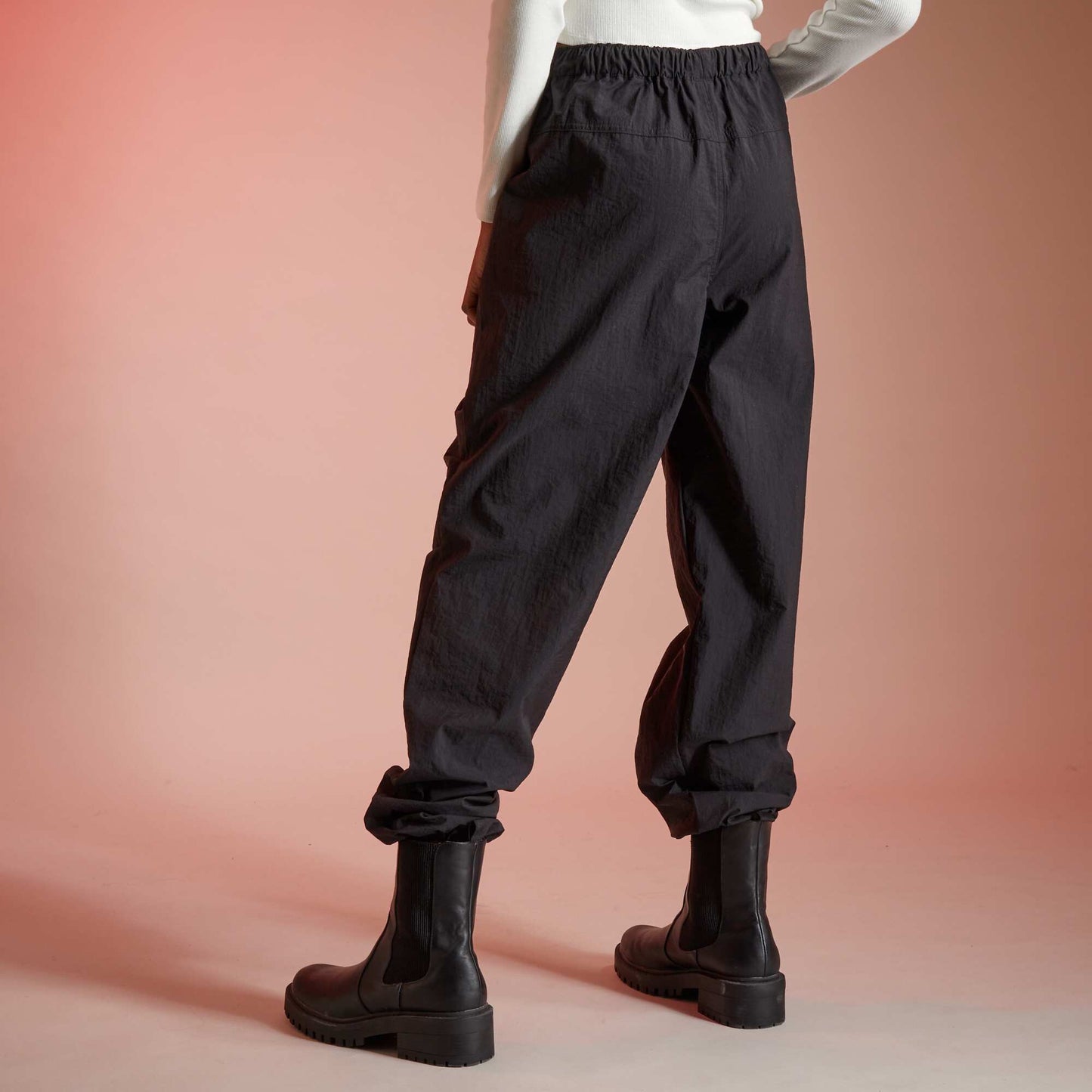 Pantalon parachute en nylon noir