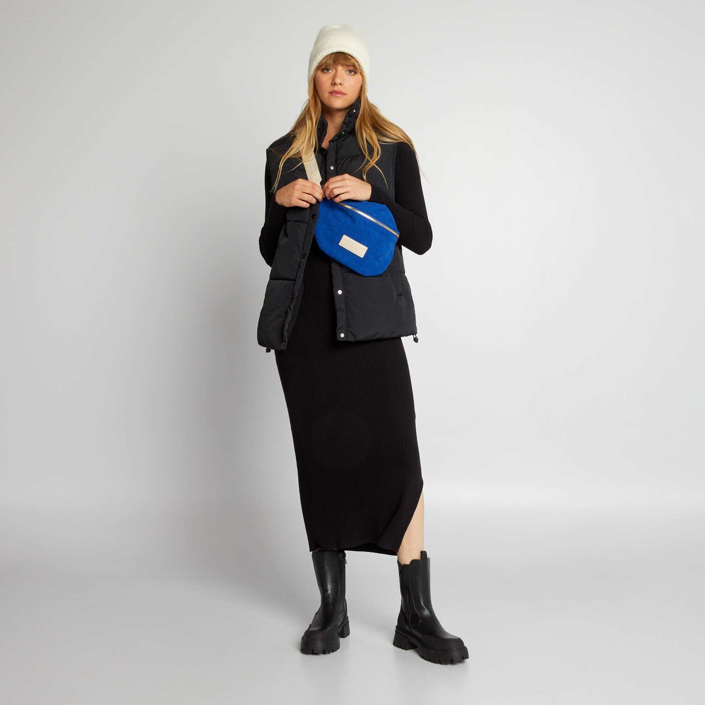 Robe en maille c tel e noir