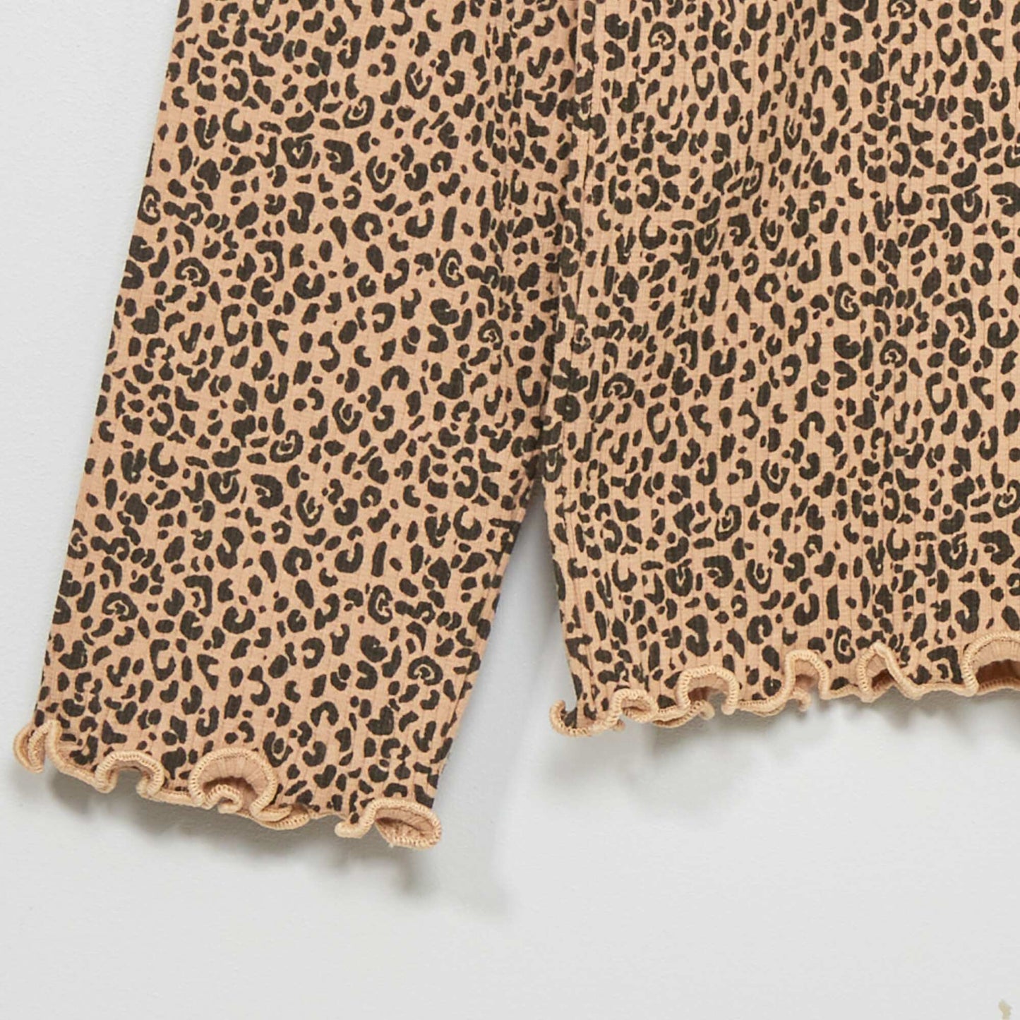 T-shirt en maille c tel e avec imprim Beige
