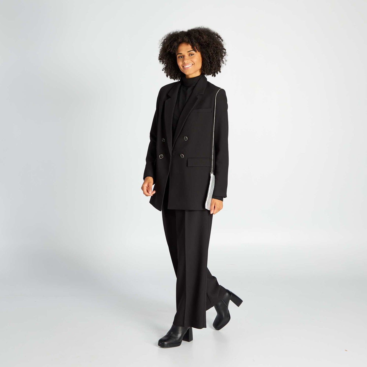 Pull en maille l g re col montant noir