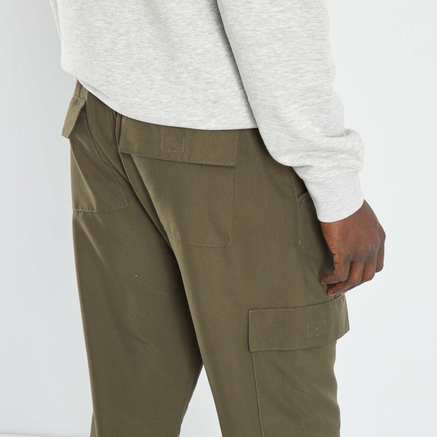 Pantalon droit avec poches cargos Kaki