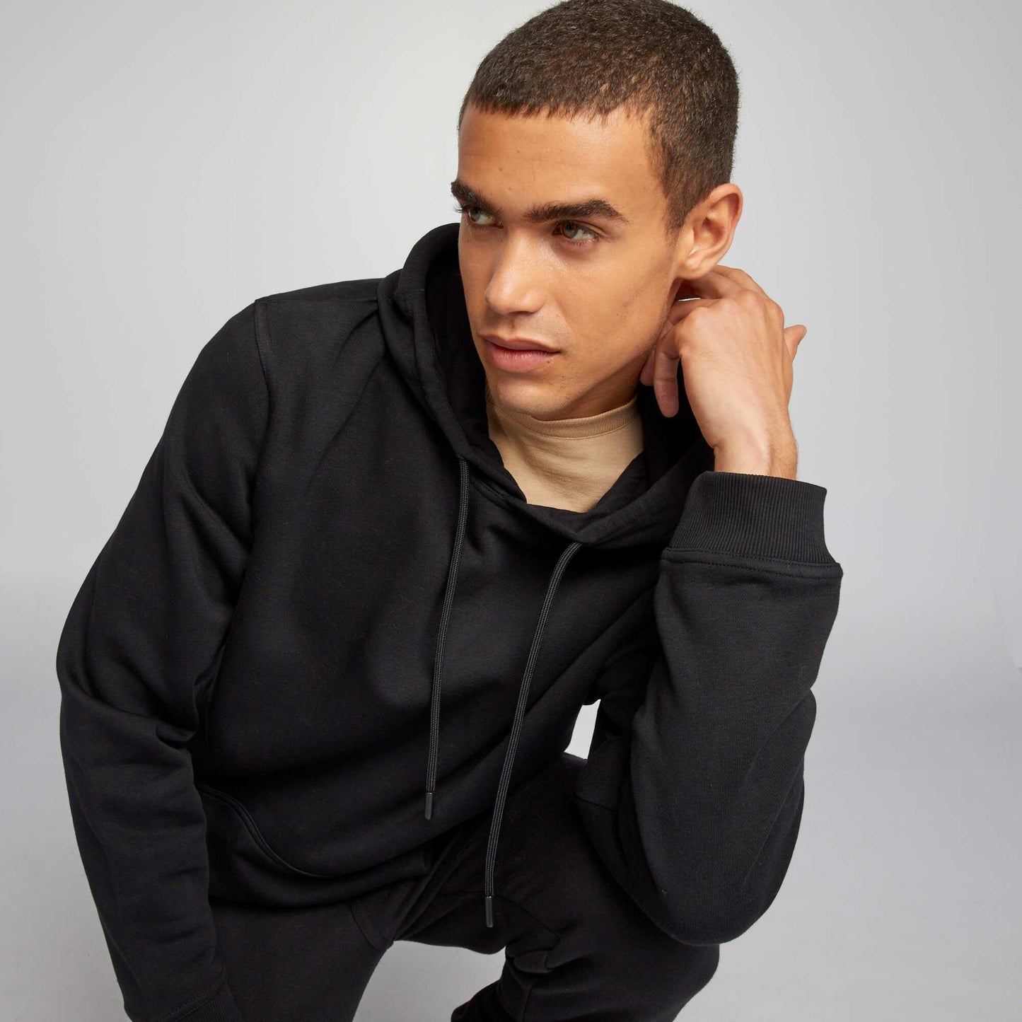Sweat capuche en molleton noir