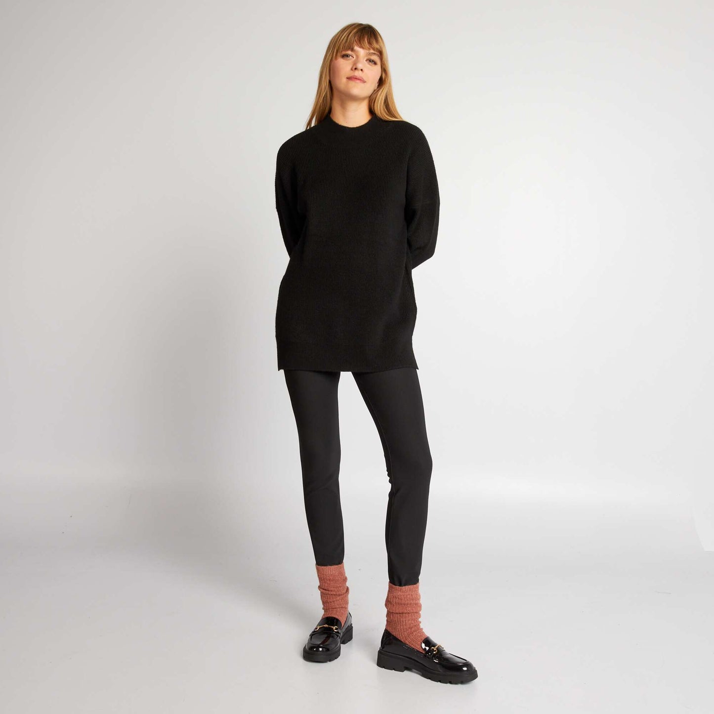 Pull en maille c tel e col montant noir