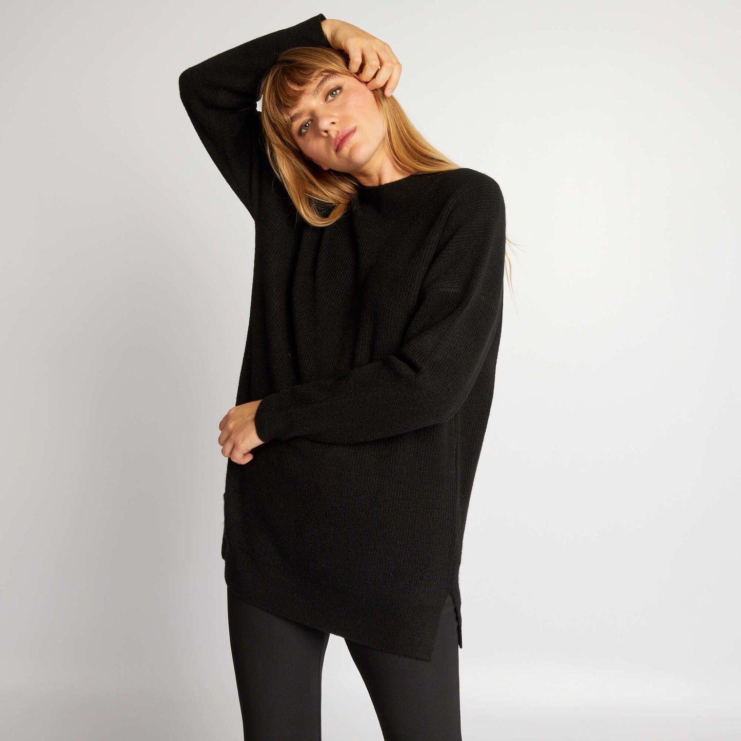 Pull en maille c tel e col montant noir