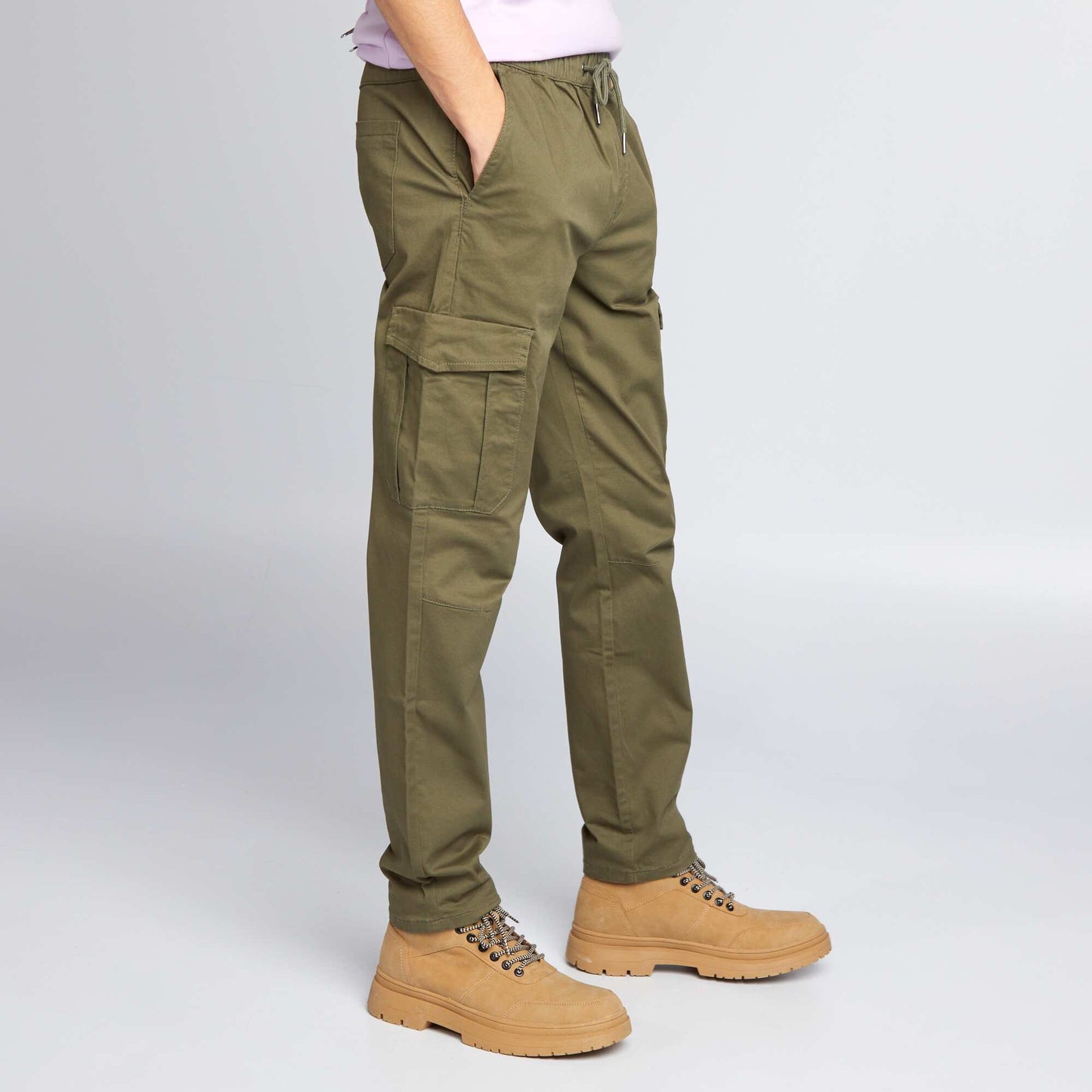 Pantalon slim multipoches Kaki