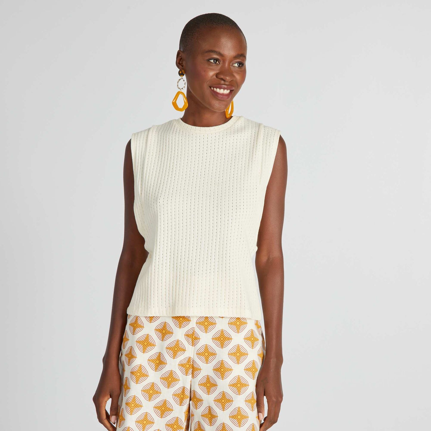 Débardeur en maille ajourée beige