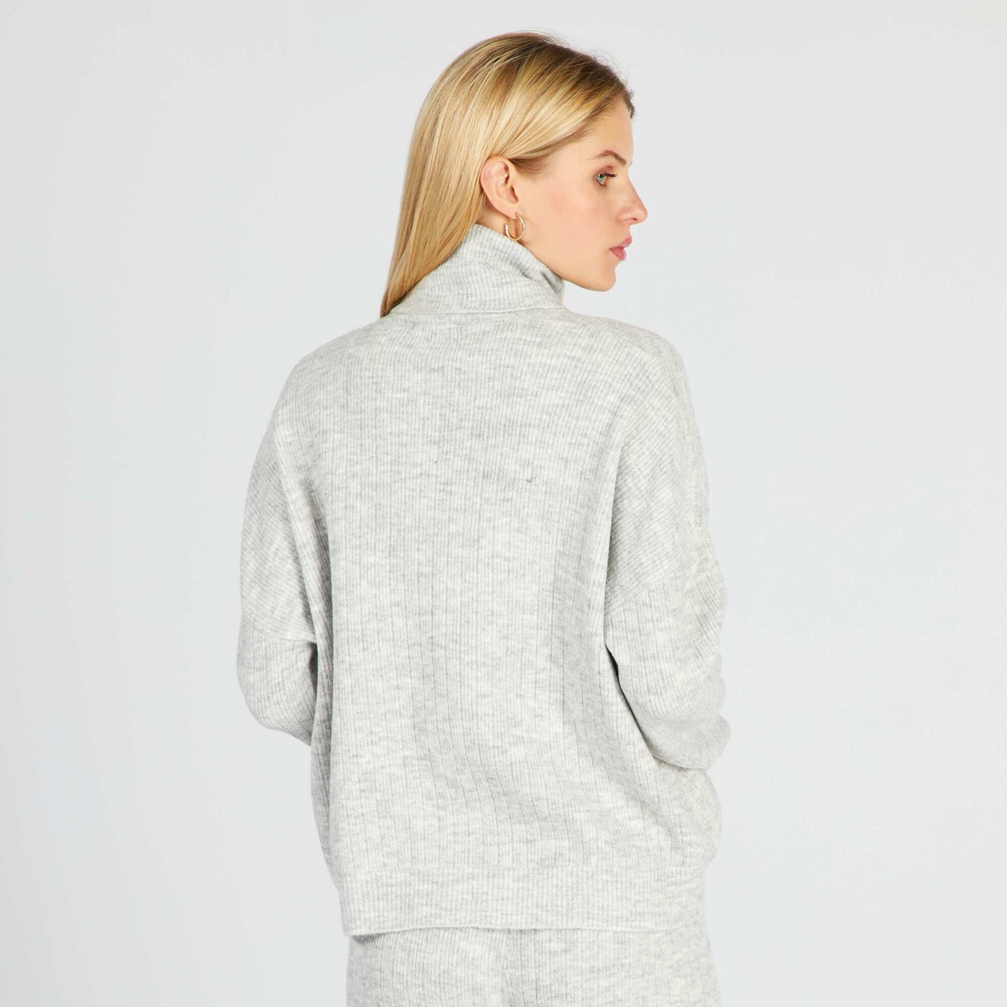 Pull col roul en maille Gris