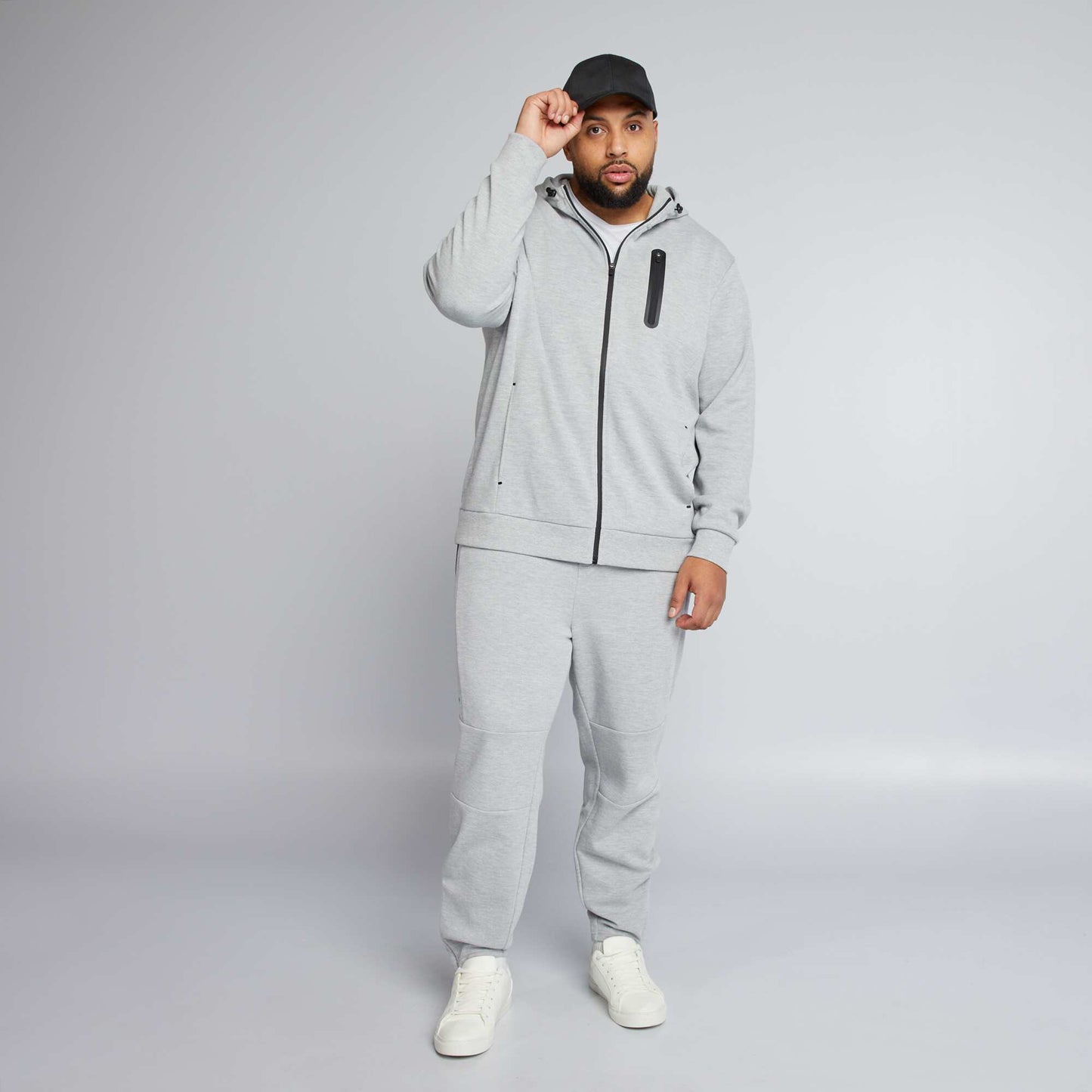 Pantalon jogging maille piqu e gris