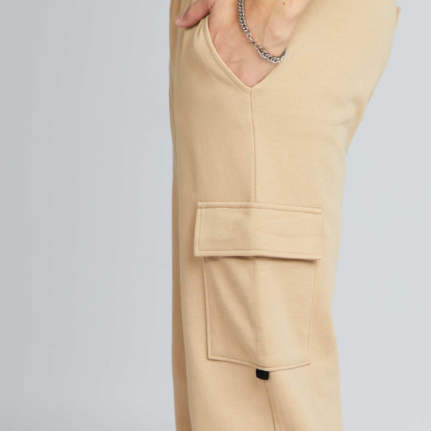 Pantalon de jogging style cargo Beige