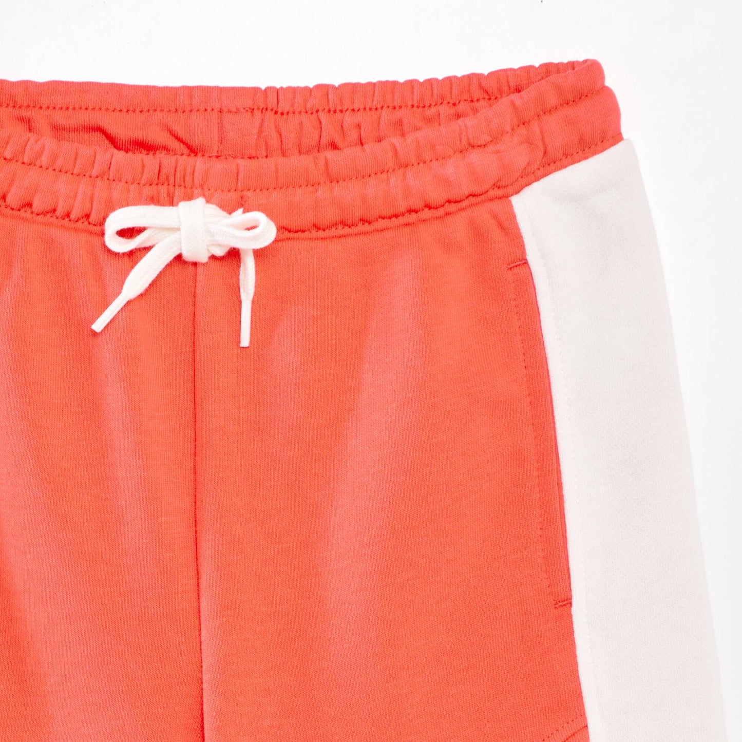 Short en molleton fin Rouge