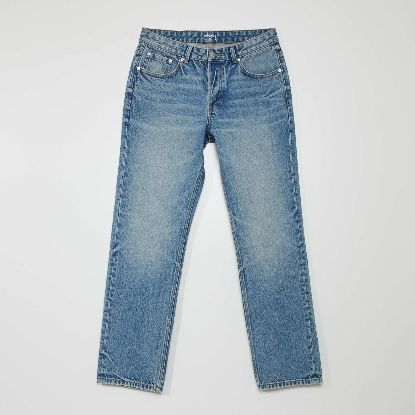 Jean droit 5 poches avec d lavage sur les cuisses Bleu