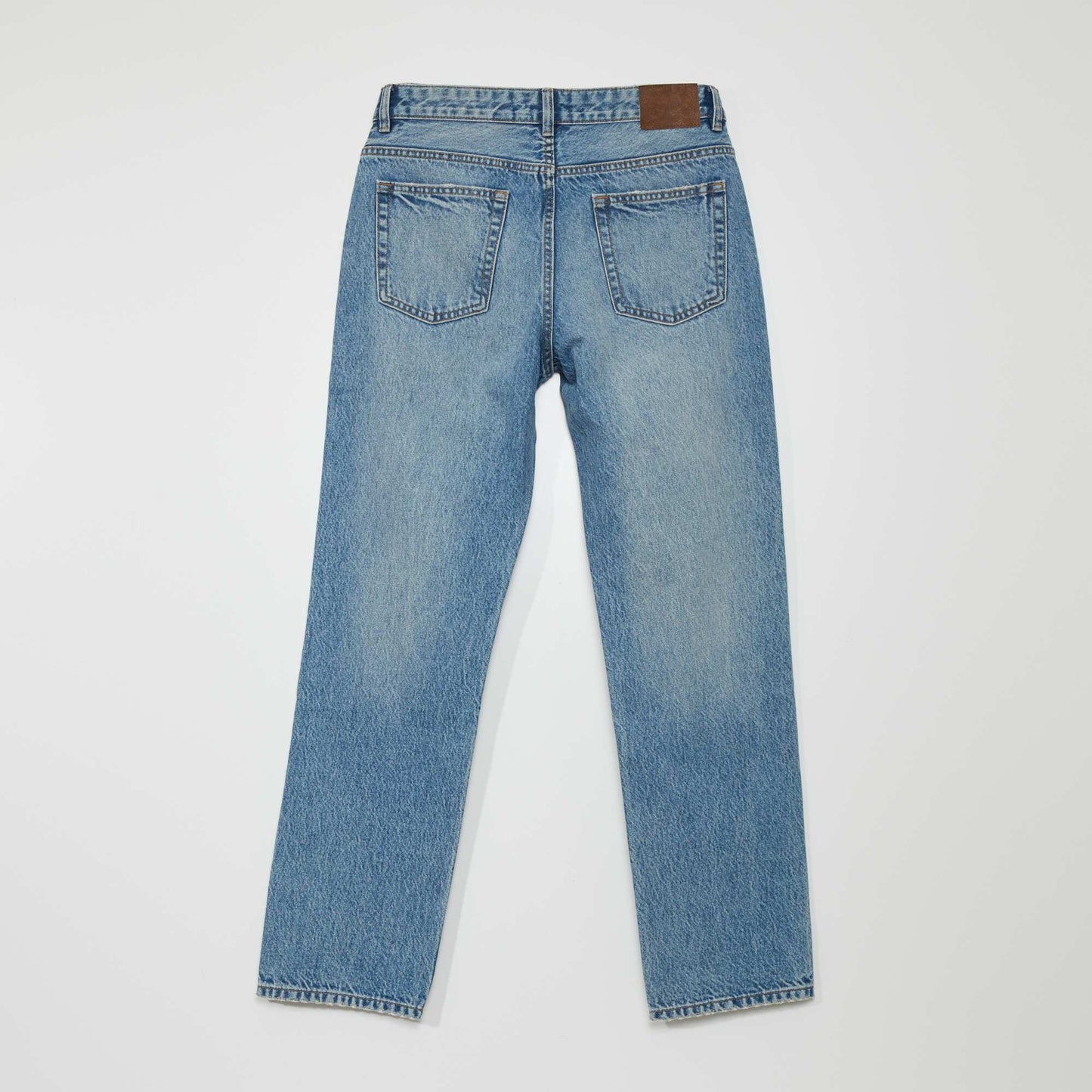 Jean droit 5 poches avec d lavage sur les cuisses Bleu