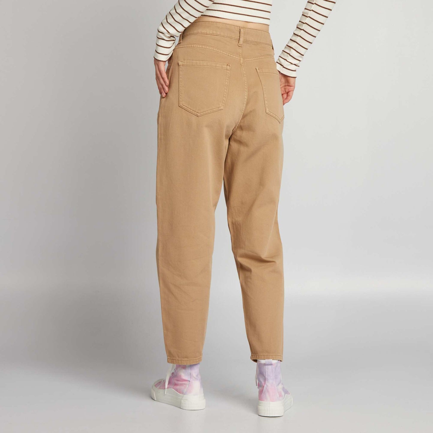Jean balloon taille haute Beige