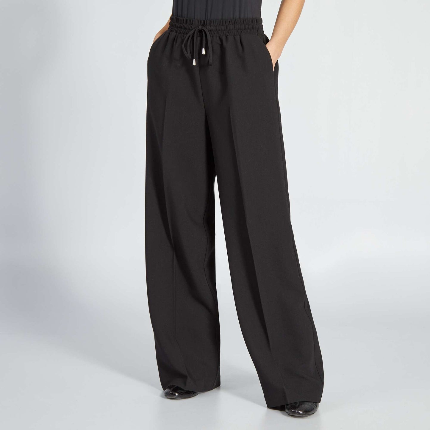 Pantalon droit avec liens nouer noir