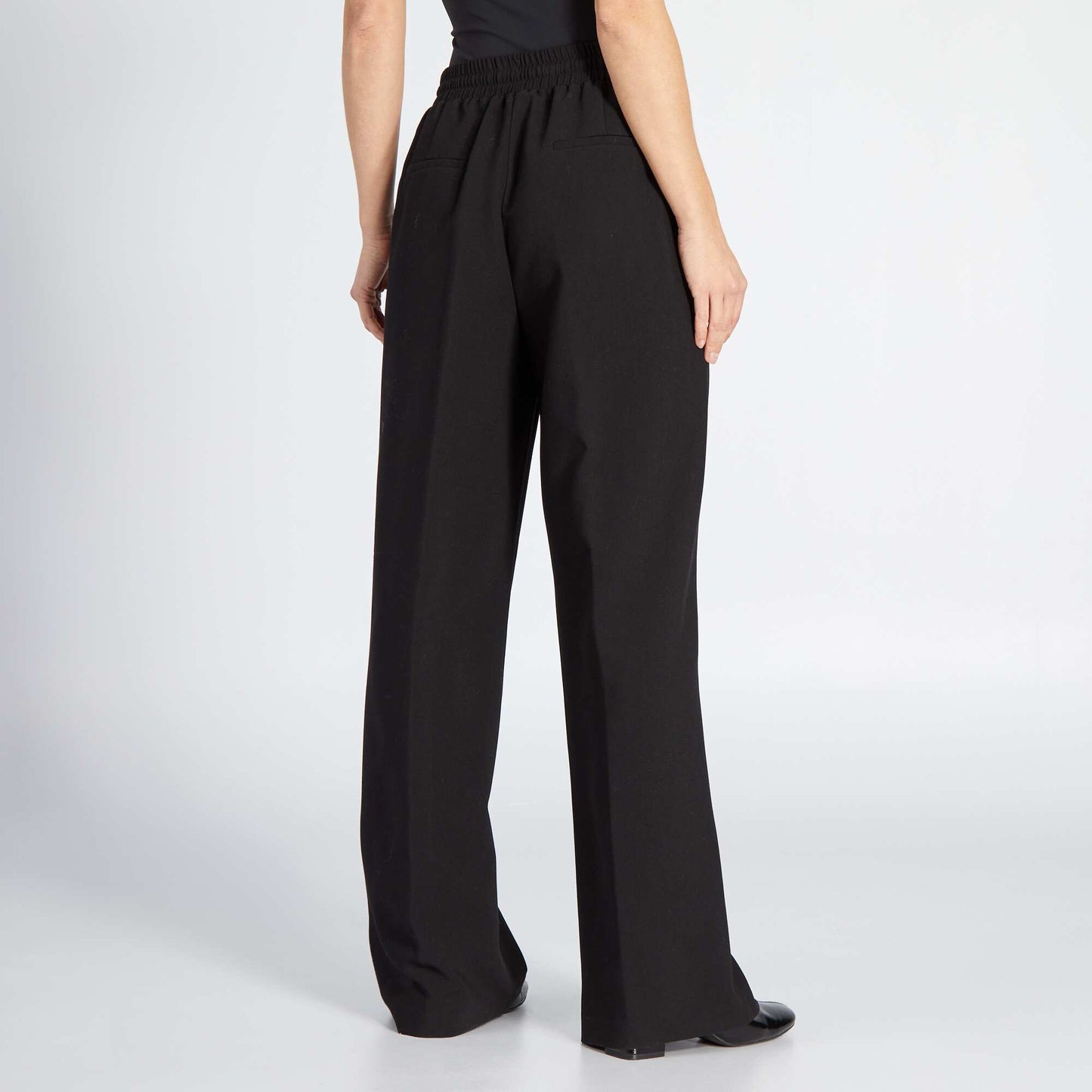 Pantalon droit avec liens nouer noir
