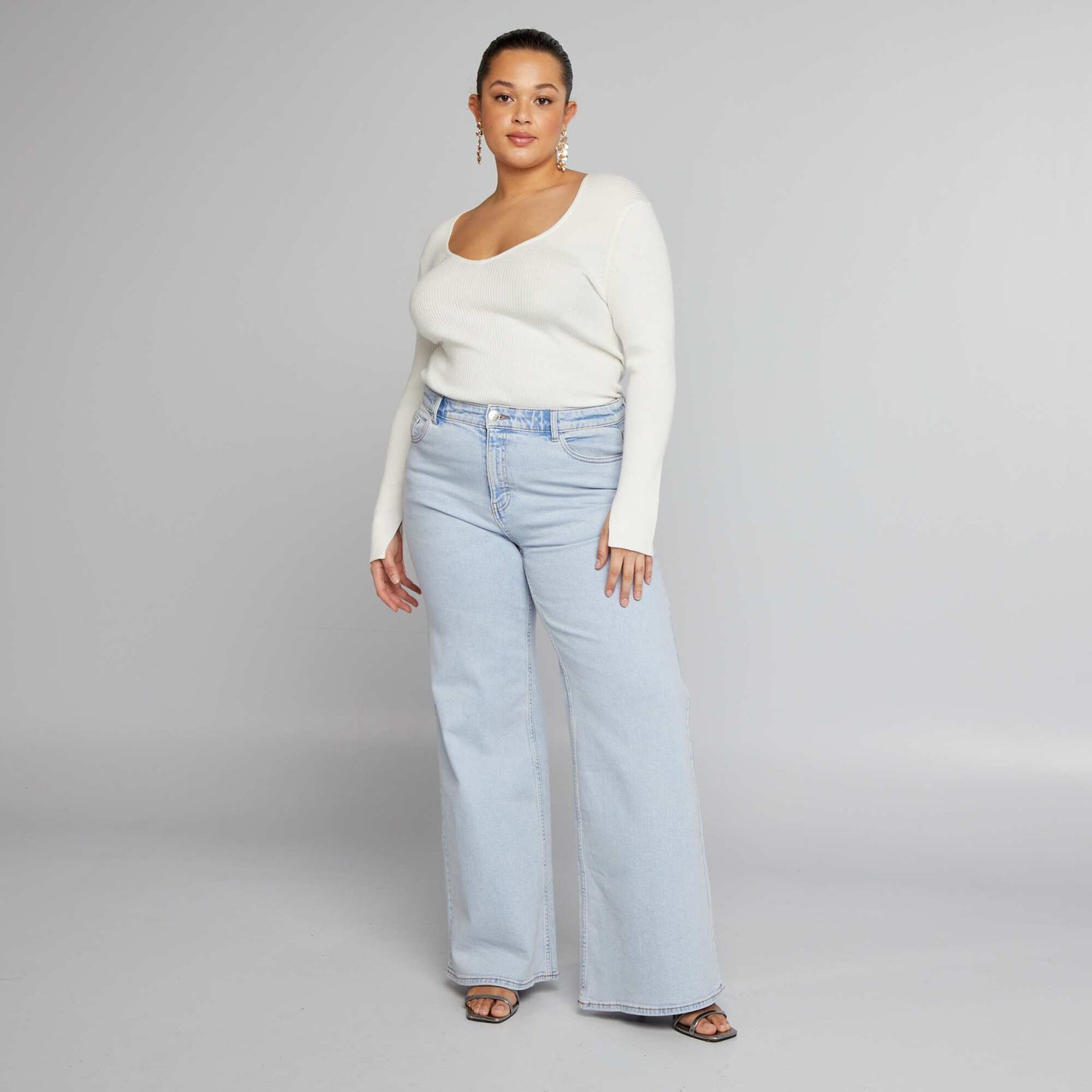 Pull c tel blanc